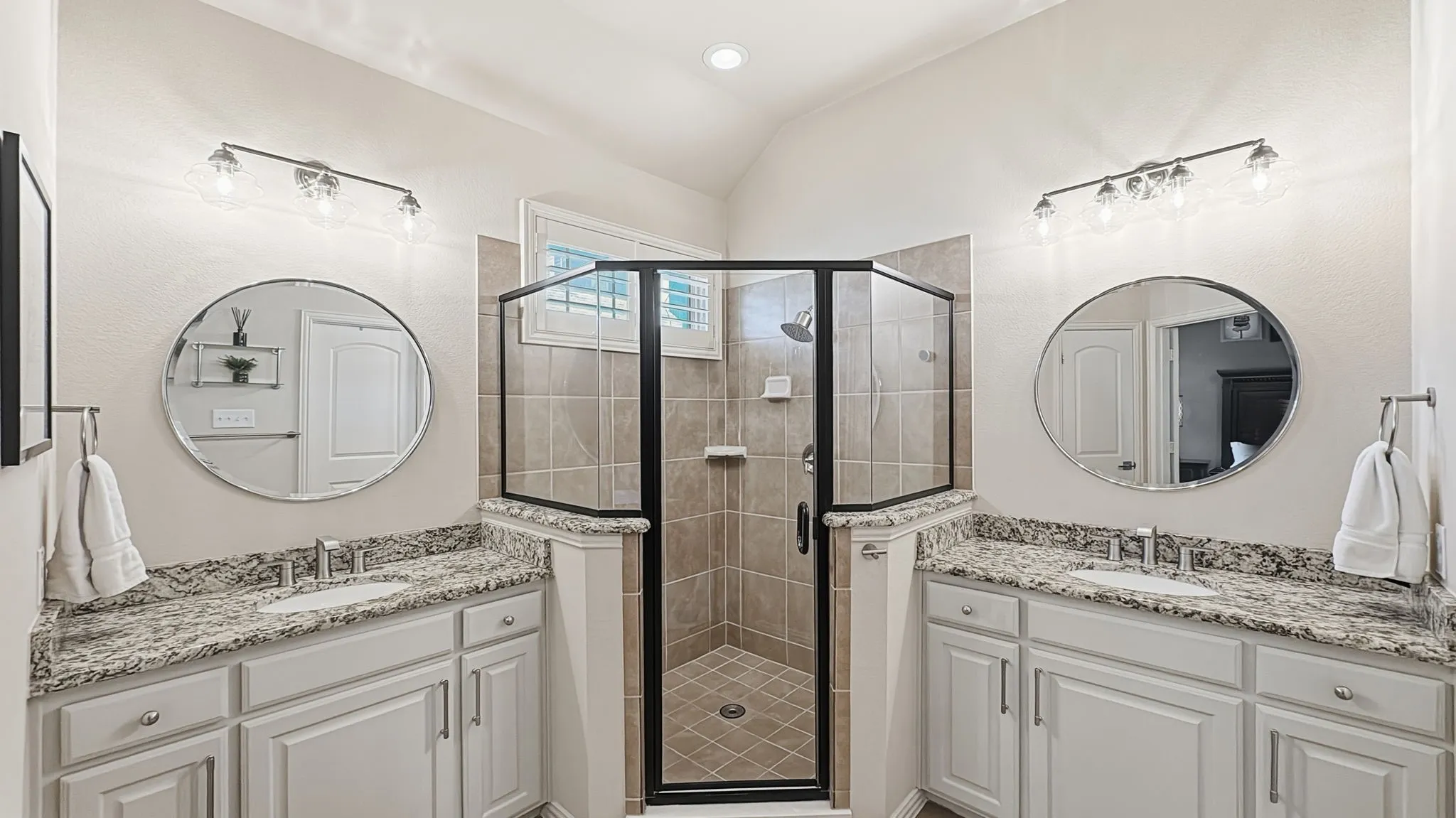 Townhouse For Sale in Dallas County , 6441 Naples Drive, Irving, Texas 75039, 2 Bedroom, 4 Bathroom, 2 Garage spaces, 1,985 Sqft, built in 2012, mls#21381619, Real Estate Agent in Irving, Homes For Sale in Dallas county, Homes For Sale in Irving, Realtor in Irving Texas, Real Estate Brokerage Independent Realty Texas, Luminita Cordes Realtor