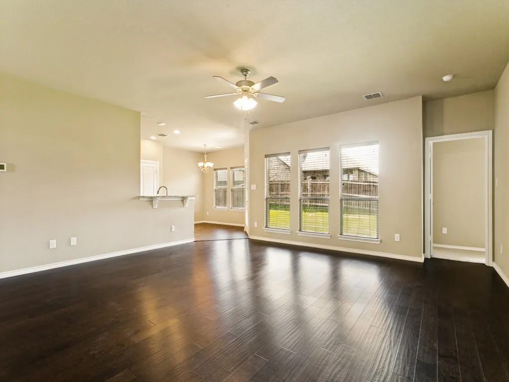 Single Family Residence For Rent in Denton County , 4009 Kensington Drive, Sanger, Texas 76266, 3 Bedroom, 2 Bathroom, 2 Garage spaces, 1,617 Sqft, built in 2018, mls#21382915, Real Estate Agent in Sanger, Homes For Rent in Denton county, Homes For Rent in Sanger, Realtor in Sanger Texas, Real Estate Brokerage Independent Realty Texas, Luminita Cordes Realtor