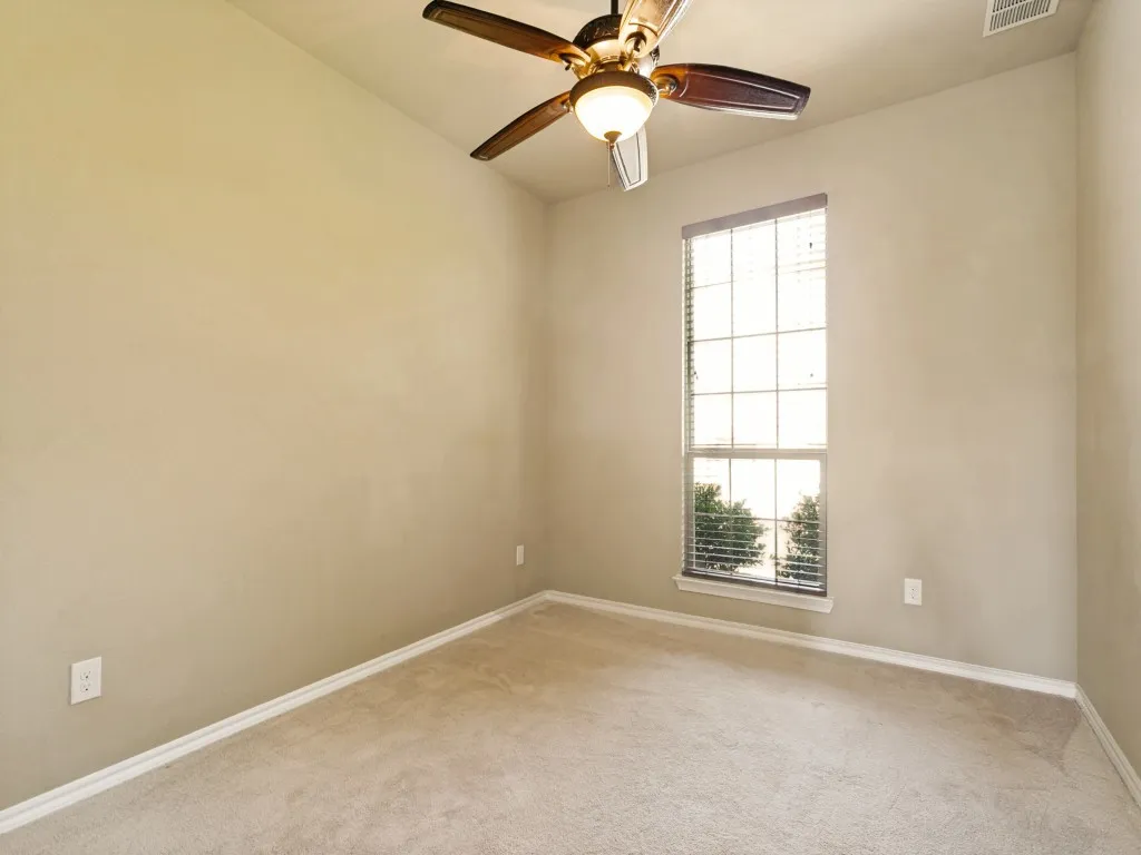 Single Family Residence For Rent in Denton County , 4009 Kensington Drive, Sanger, Texas 76266, 3 Bedroom, 2 Bathroom, 2 Garage spaces, 1,617 Sqft, built in 2018, mls#21382915, Real Estate Agent in Sanger, Homes For Rent in Denton county, Homes For Rent in Sanger, Realtor in Sanger Texas, Real Estate Brokerage Independent Realty Texas, Luminita Cordes Realtor