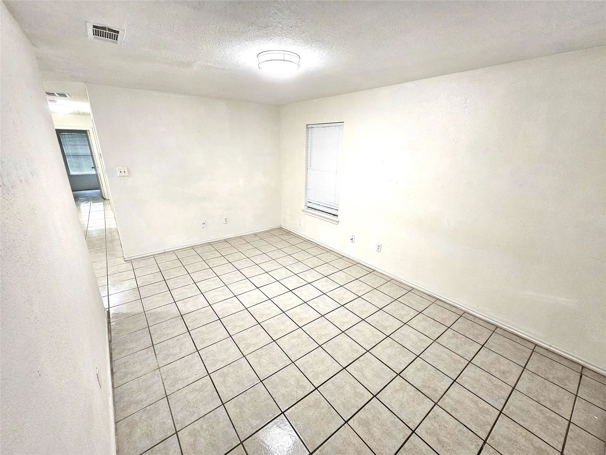 Duplex For Sale in Tarrant County , 2837 & 2839 Ave J, Fort Worth, Texas 76105, 6 Bedroom, 4 Bathroom, Garage spaces, 0 Sqft, built in 2005, mls#21382918, Real Estate Agent in Fort Worth, Homes For Sale in Tarrant county, Homes For Sale in Fort Worth, Realtor in Fort Worth Texas, Real Estate Brokerage Independent Realty Texas, Luminita Cordes Realtor