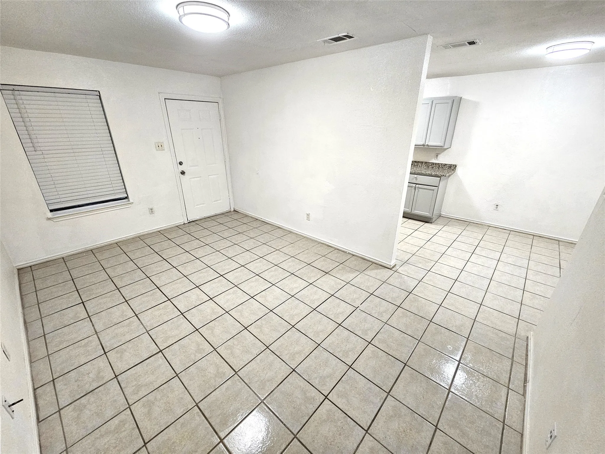 Duplex For Sale in Tarrant County , 2837 & 2839 Ave J, Fort Worth, Texas 76105, 6 Bedroom, 4 Bathroom, Garage spaces, 0 Sqft, built in 2005, mls#21382918, Real Estate Agent in Fort Worth, Homes For Sale in Tarrant county, Homes For Sale in Fort Worth, Realtor in Fort Worth Texas, Real Estate Brokerage Independent Realty Texas, Luminita Cordes Realtor