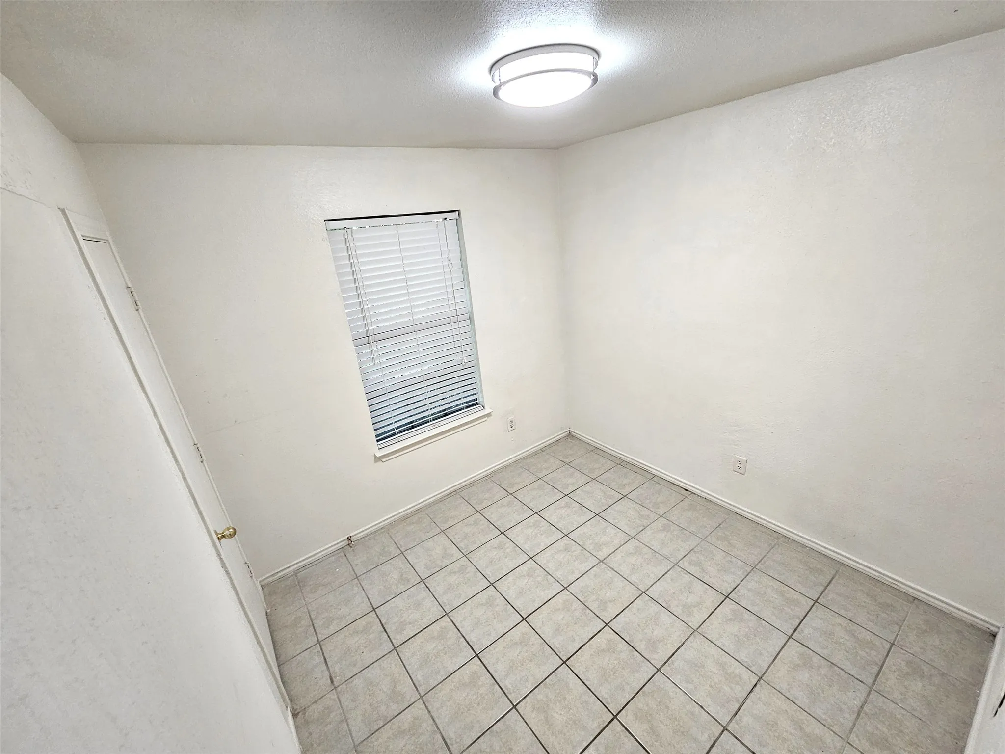Duplex For Sale in Tarrant County , 2837 & 2839 Ave J, Fort Worth, Texas 76105, 6 Bedroom, 4 Bathroom, Garage spaces, 0 Sqft, built in 2005, mls#21382918, Real Estate Agent in Fort Worth, Homes For Sale in Tarrant county, Homes For Sale in Fort Worth, Realtor in Fort Worth Texas, Real Estate Brokerage Independent Realty Texas, Luminita Cordes Realtor