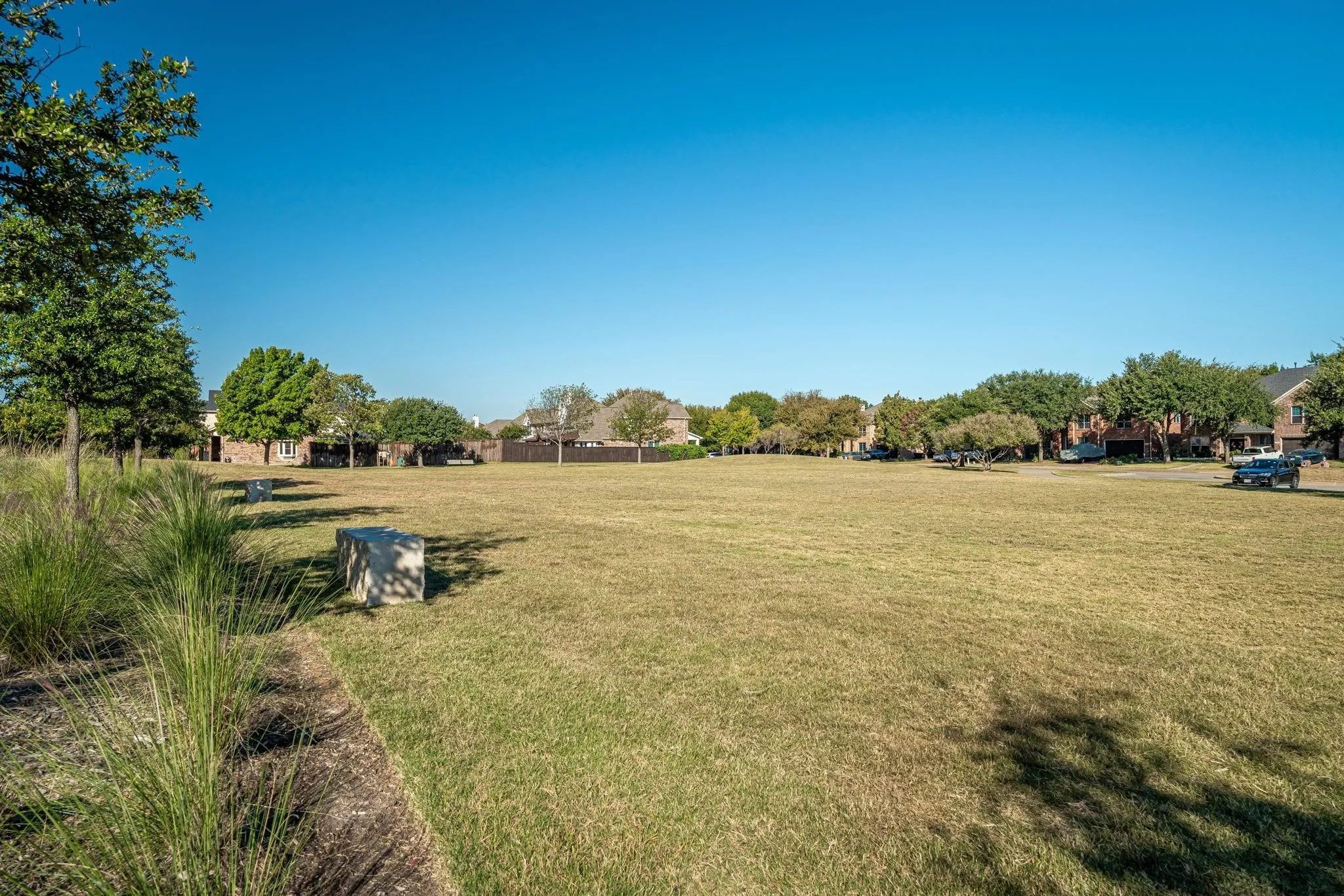 Green spaces in the neighborhood