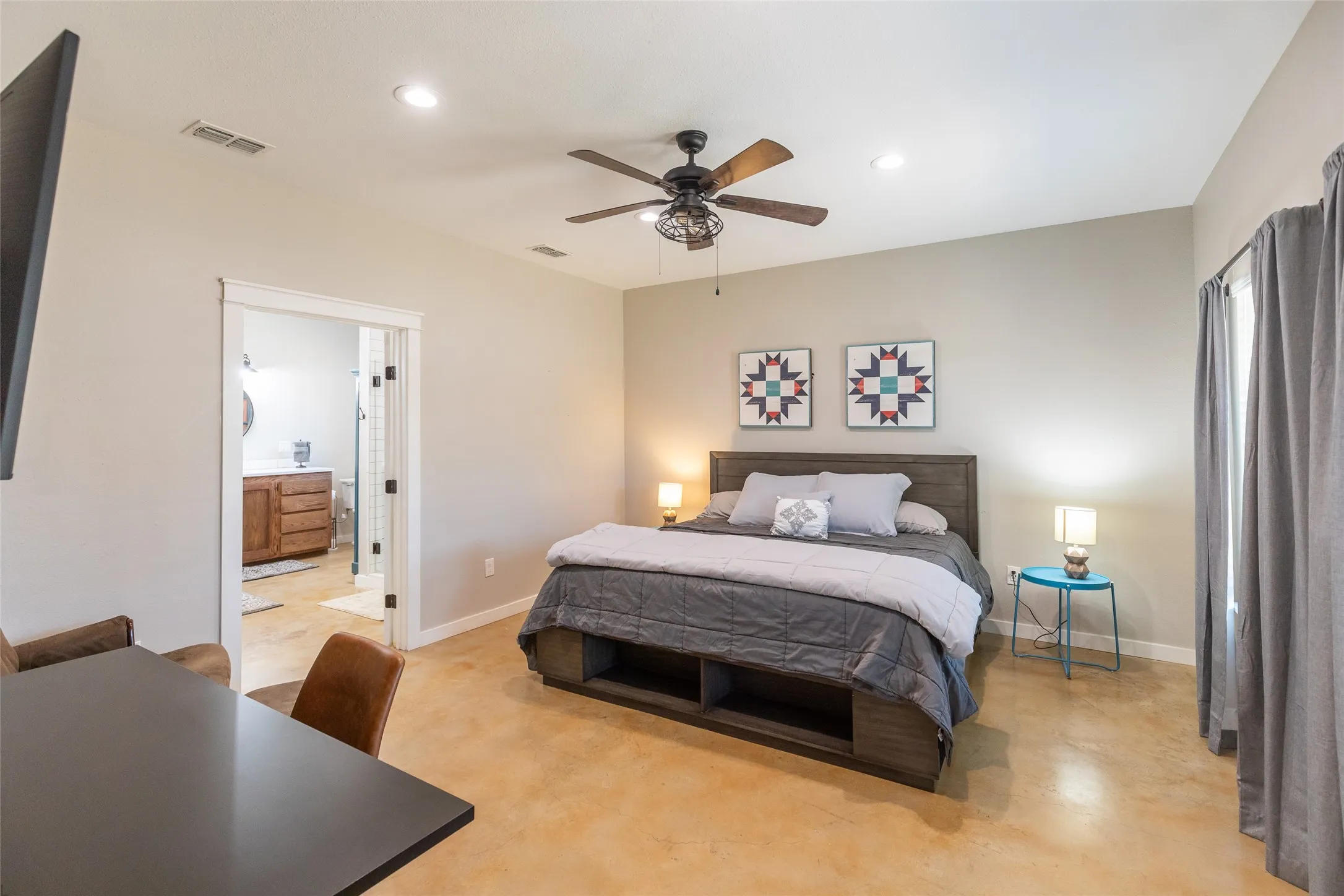 Single Family Residence For Rent in Taylor County , 138 County Road 127 B, Tuscola, Texas 79562, 3 Bedroom, 2 Bathroom, Garage spaces, 2,000 Sqft, built in 2022, mls#21382920, Real Estate Agent in Tuscola, Homes For Rent in Taylor county, Homes For Rent in Tuscola, Realtor in Tuscola Texas, Real Estate Brokerage Independent Realty Texas, Luminita Cordes Realtor