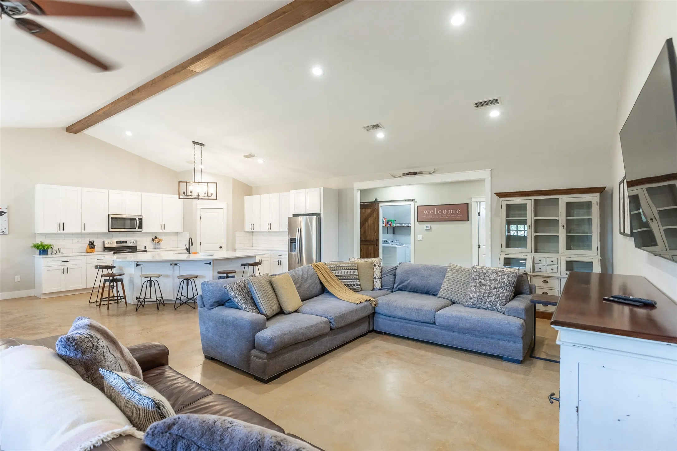 Single Family Residence For Rent in Taylor County , 138 County Road 127 B, Tuscola, Texas 79562, 3 Bedroom, 2 Bathroom, Garage spaces, 2,000 Sqft, built in 2022, mls#21382920, Real Estate Agent in Tuscola, Homes For Rent in Taylor county, Homes For Rent in Tuscola, Realtor in Tuscola Texas, Real Estate Brokerage Independent Realty Texas, Luminita Cordes Realtor