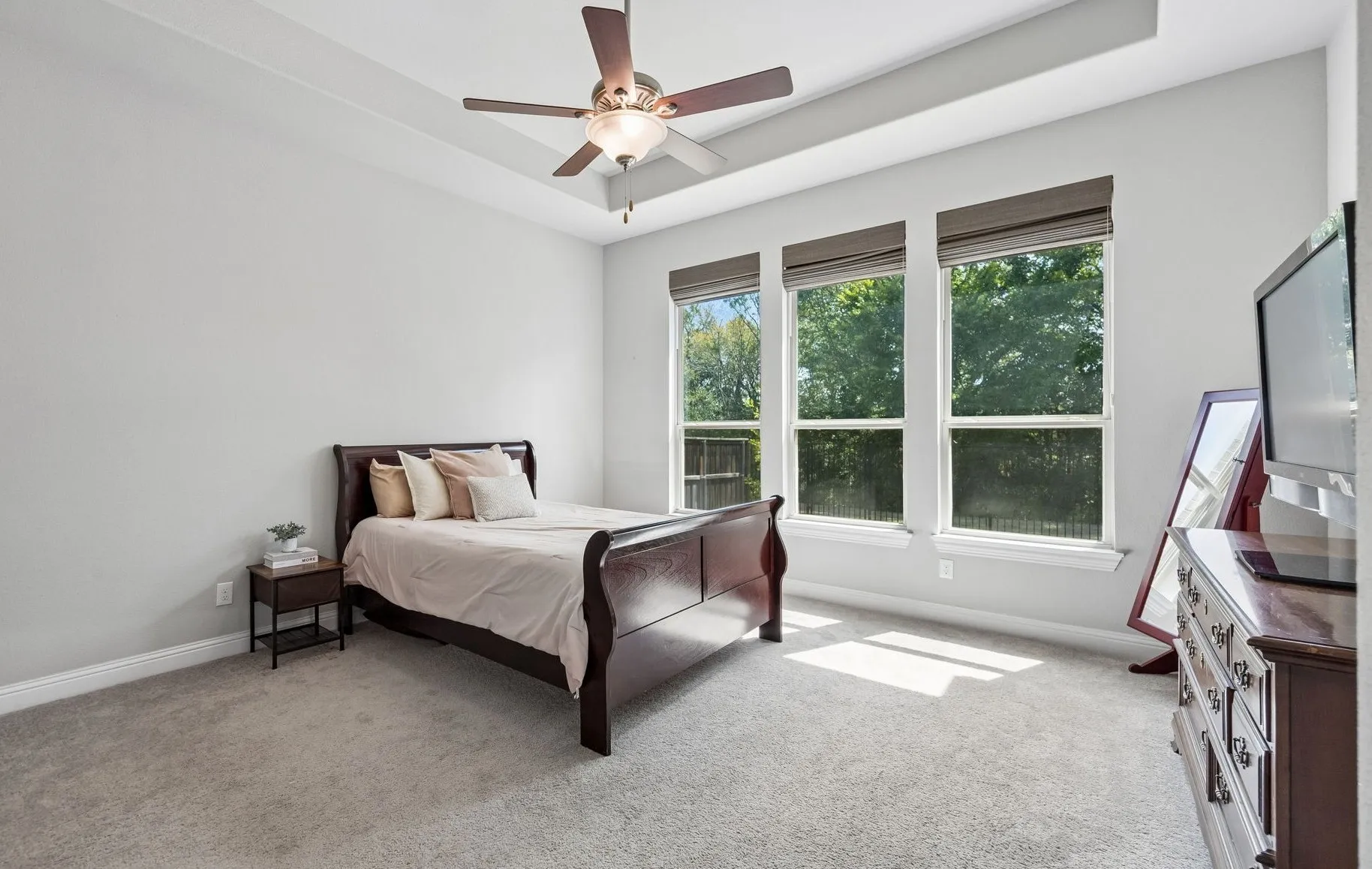 Single Family Residence For Sale in Collin County , 7320 River Park Drive, Mc Kinney, Texas 75071, 3 Bedroom, 3 Bathroom, 2 Garage spaces, 3,093 Sqft, built in 2019, mls#21381666, Real Estate Agent in Mc Kinney, Homes For Sale in Collin county, Homes For Sale in Mc Kinney, Realtor in Mc Kinney Texas, Real Estate Brokerage Independent Realty Texas, Luminita Cordes Realtor