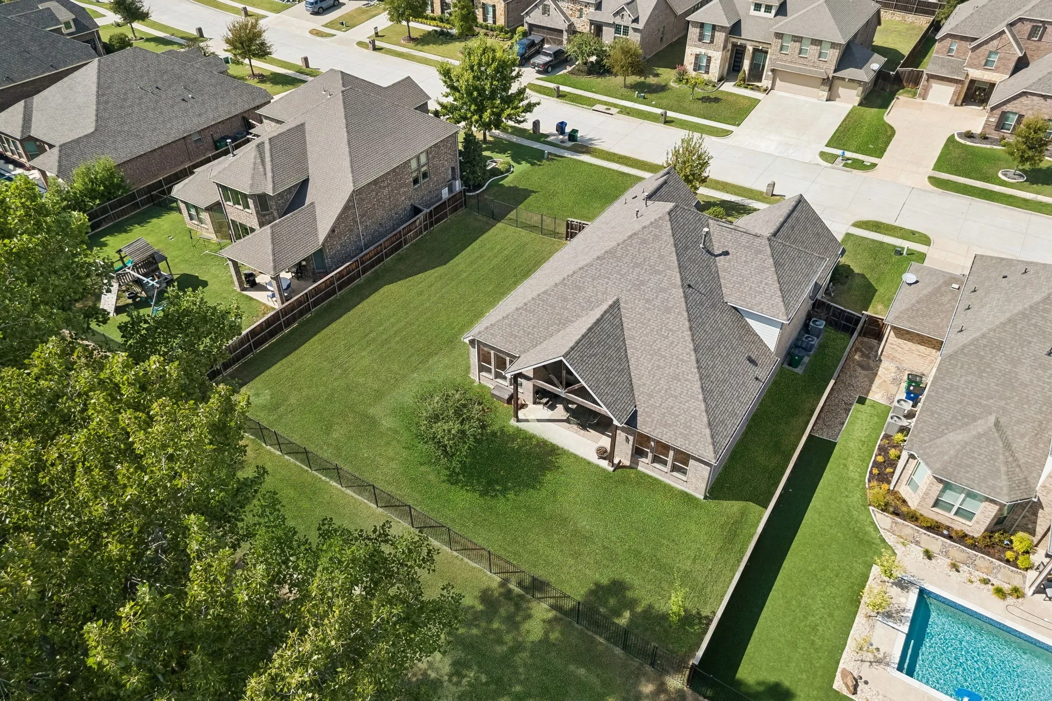 Single Family Residence For Sale in Collin County , 7320 River Park Drive, Mc Kinney, Texas 75071, 3 Bedroom, 3 Bathroom, 2 Garage spaces, 3,093 Sqft, built in 2019, mls#21381666, Real Estate Agent in Mc Kinney, Homes For Sale in Collin county, Homes For Sale in Mc Kinney, Realtor in Mc Kinney Texas, Real Estate Brokerage Independent Realty Texas, Luminita Cordes Realtor