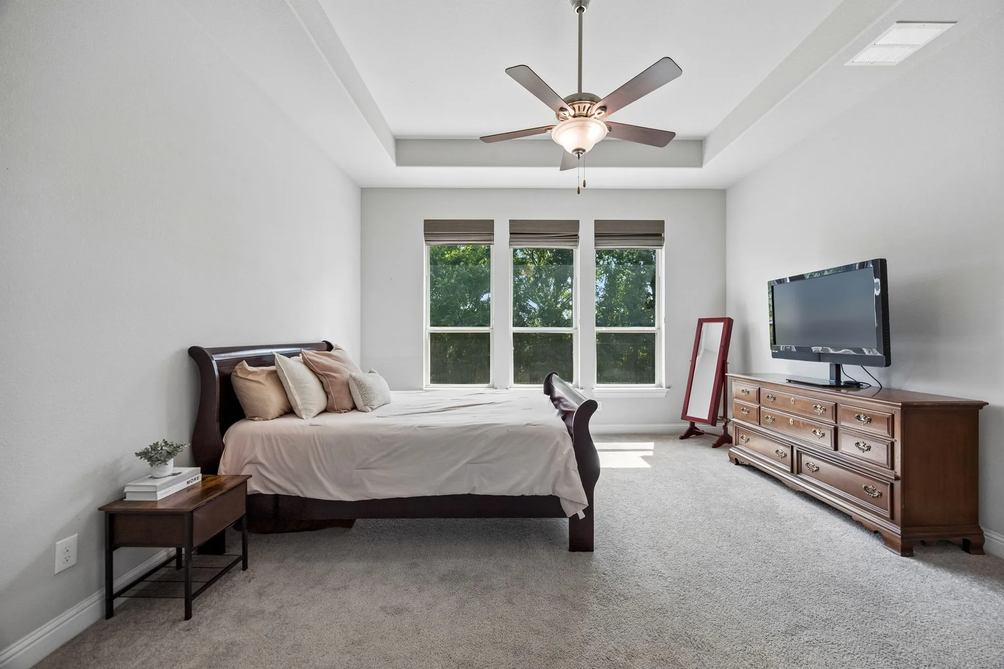 Single Family Residence For Sale in Collin County , 7320 River Park Drive, Mc Kinney, Texas 75071, 3 Bedroom, 3 Bathroom, 2 Garage spaces, 3,093 Sqft, built in 2019, mls#21381666, Real Estate Agent in Mc Kinney, Homes For Sale in Collin county, Homes For Sale in Mc Kinney, Realtor in Mc Kinney Texas, Real Estate Brokerage Independent Realty Texas, Luminita Cordes Realtor