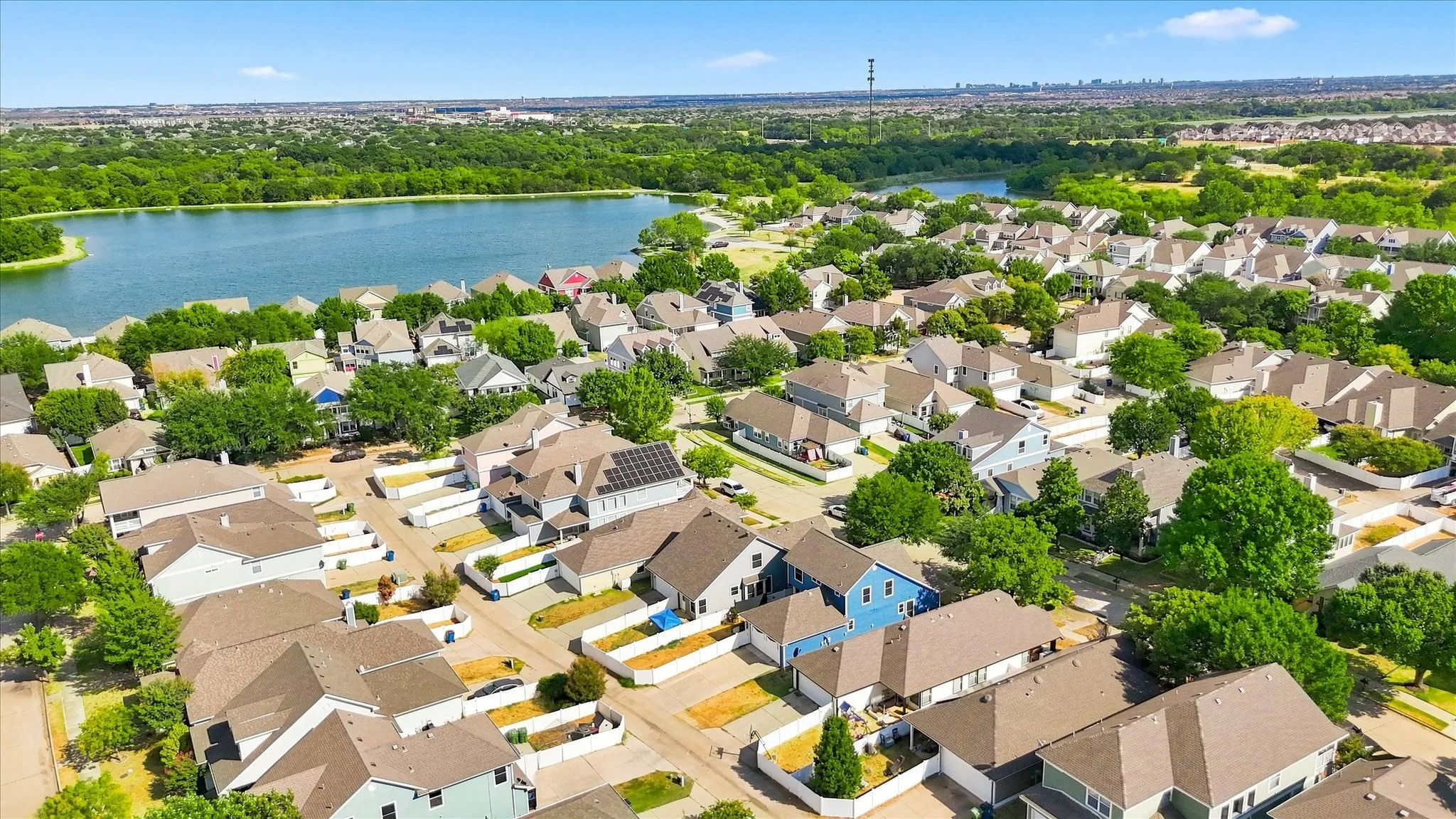 Single Family Residence For Sale in Denton County , 1395 Portsmouth Drive, Providence Village, Texas 76227, 4 Bedroom, 3 Bathroom, 2 Garage spaces, 1,609 Sqft, built in 2004, mls#21380800, Real Estate Agent in Providence Village, Homes For Sale in Denton county, Homes For Sale in Providence Village, Realtor in Providence Village Texas, Real Estate Brokerage Independent Realty Texas, Luminita Cordes Realtor