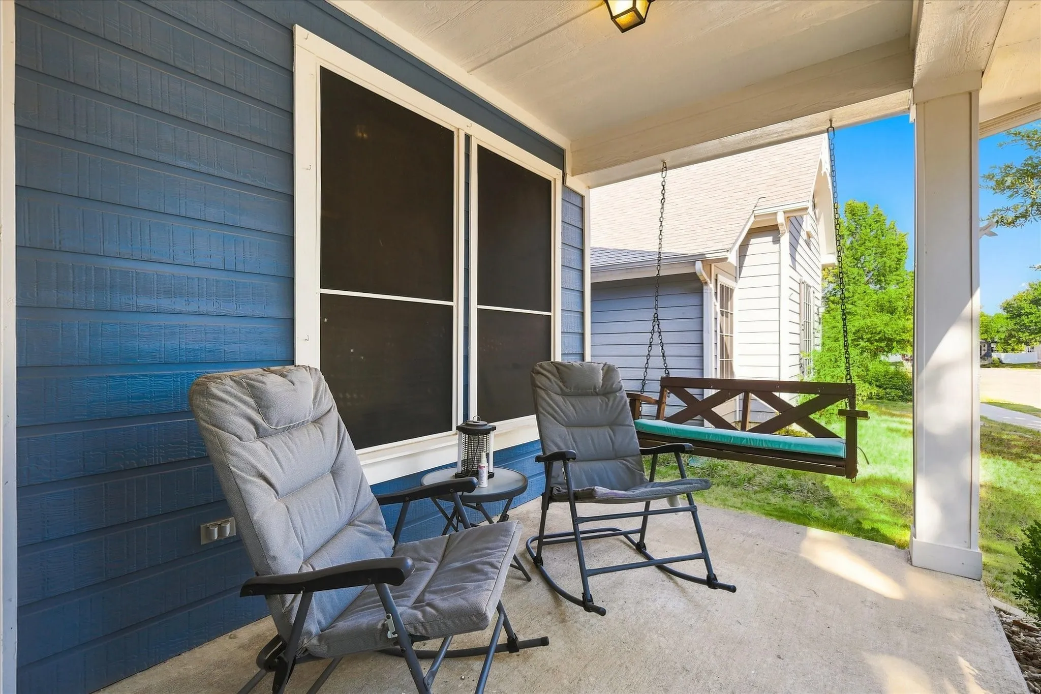 Single Family Residence For Sale in Denton County , 1395 Portsmouth Drive, Providence Village, Texas 76227, 4 Bedroom, 3 Bathroom, 2 Garage spaces, 1,609 Sqft, built in 2004, mls#21380800, Real Estate Agent in Providence Village, Homes For Sale in Denton county, Homes For Sale in Providence Village, Realtor in Providence Village Texas, Real Estate Brokerage Independent Realty Texas, Luminita Cordes Realtor