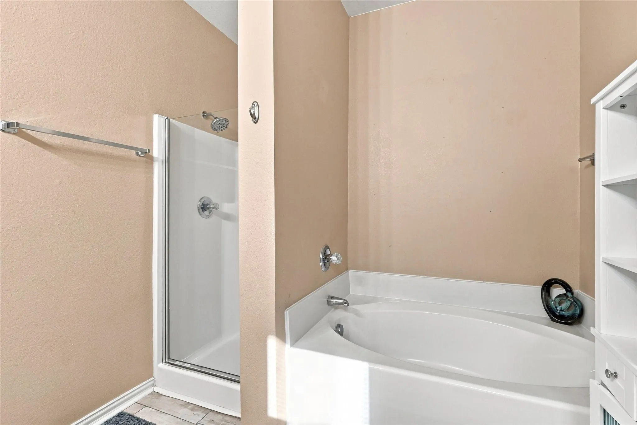 Single Family Residence For Sale in Denton County , 1395 Portsmouth Drive, Providence Village, Texas 76227, 4 Bedroom, 3 Bathroom, 2 Garage spaces, 1,609 Sqft, built in 2004, mls#21380800, Real Estate Agent in Providence Village, Homes For Sale in Denton county, Homes For Sale in Providence Village, Realtor in Providence Village Texas, Real Estate Brokerage Independent Realty Texas, Luminita Cordes Realtor
