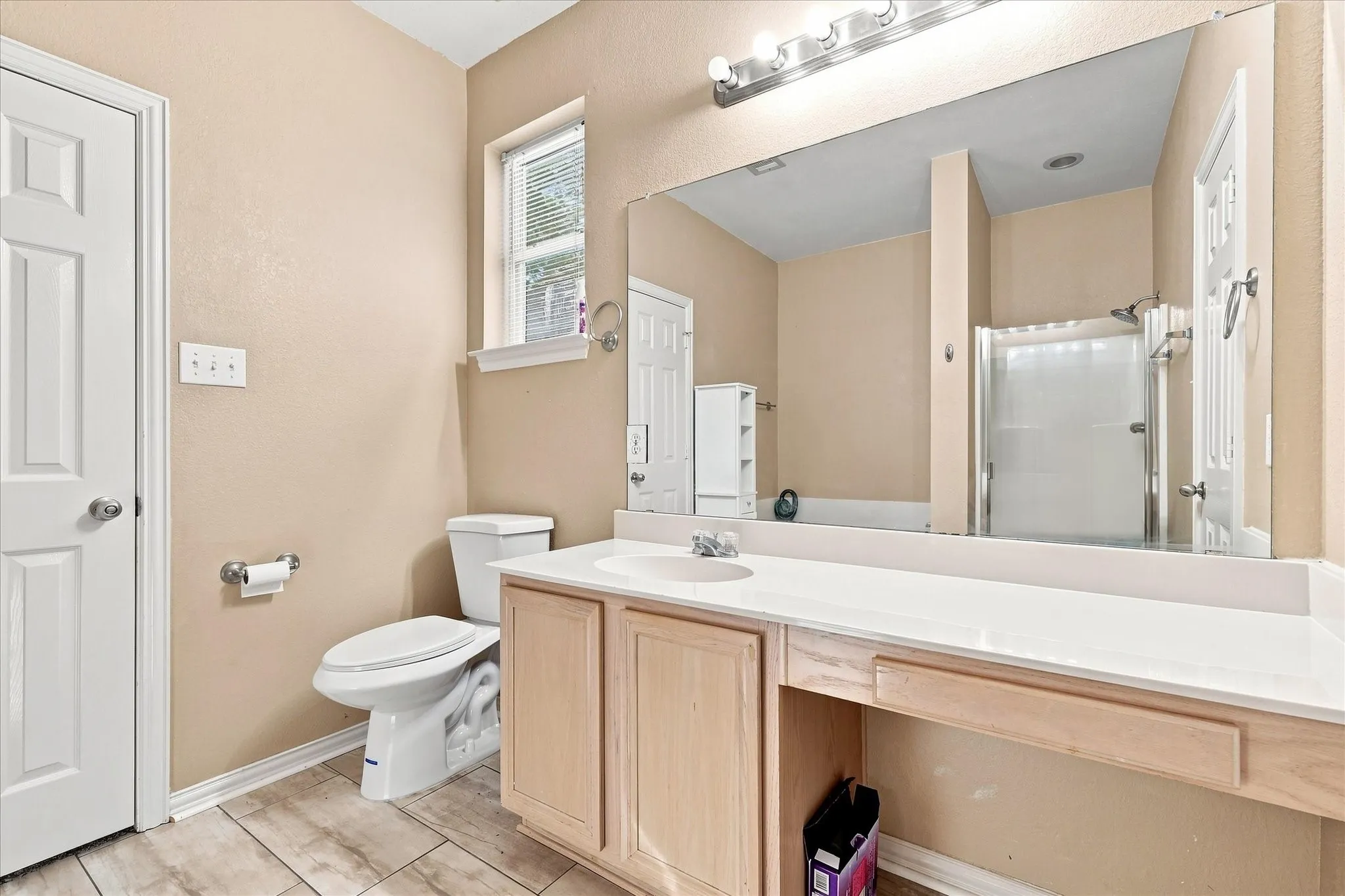 Single Family Residence For Sale in Denton County , 1395 Portsmouth Drive, Providence Village, Texas 76227, 4 Bedroom, 3 Bathroom, 2 Garage spaces, 1,609 Sqft, built in 2004, mls#21380800, Real Estate Agent in Providence Village, Homes For Sale in Denton county, Homes For Sale in Providence Village, Realtor in Providence Village Texas, Real Estate Brokerage Independent Realty Texas, Luminita Cordes Realtor
