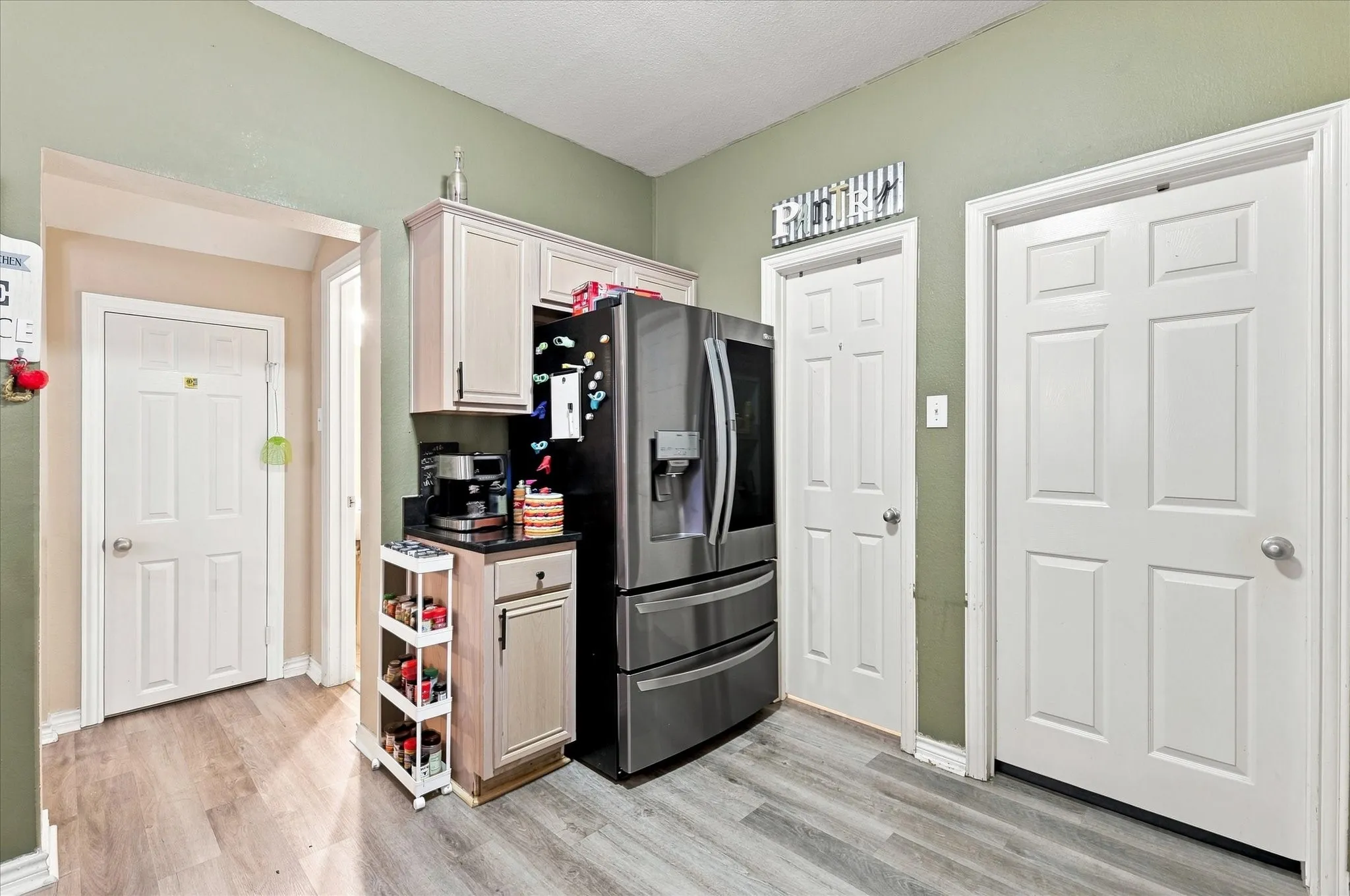Single Family Residence For Sale in Denton County , 1395 Portsmouth Drive, Providence Village, Texas 76227, 4 Bedroom, 3 Bathroom, 2 Garage spaces, 1,609 Sqft, built in 2004, mls#21380800, Real Estate Agent in Providence Village, Homes For Sale in Denton county, Homes For Sale in Providence Village, Realtor in Providence Village Texas, Real Estate Brokerage Independent Realty Texas, Luminita Cordes Realtor