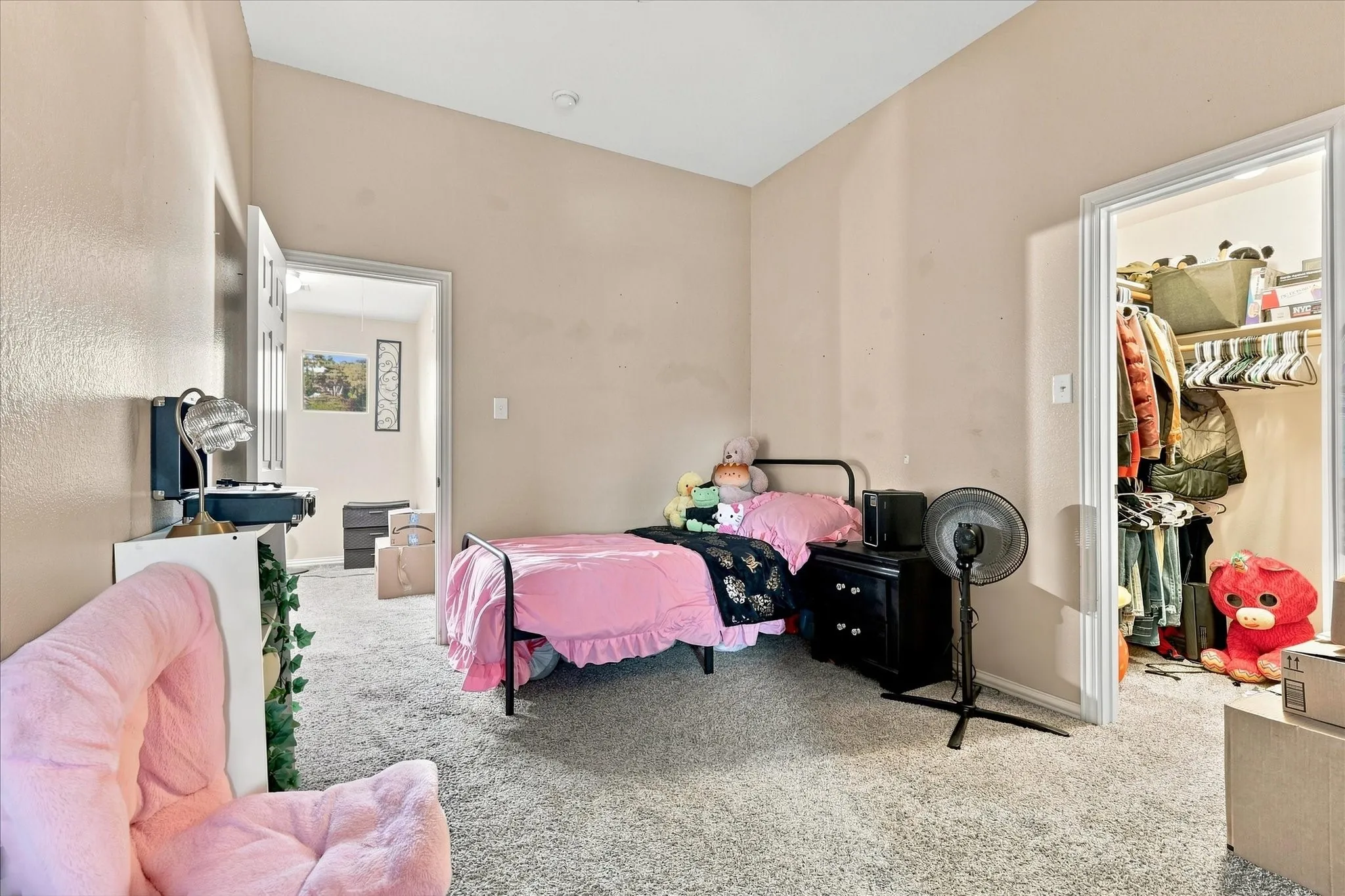 Single Family Residence For Sale in Denton County , 1395 Portsmouth Drive, Providence Village, Texas 76227, 4 Bedroom, 3 Bathroom, 2 Garage spaces, 1,609 Sqft, built in 2004, mls#21380800, Real Estate Agent in Providence Village, Homes For Sale in Denton county, Homes For Sale in Providence Village, Realtor in Providence Village Texas, Real Estate Brokerage Independent Realty Texas, Luminita Cordes Realtor