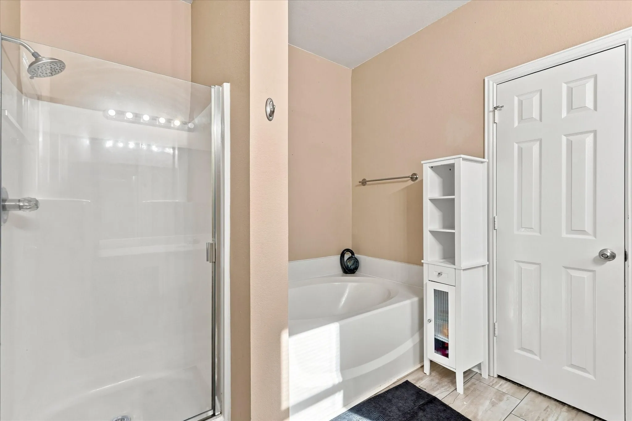 Single Family Residence For Sale in Denton County , 1395 Portsmouth Drive, Providence Village, Texas 76227, 4 Bedroom, 3 Bathroom, 2 Garage spaces, 1,609 Sqft, built in 2004, mls#21380800, Real Estate Agent in Providence Village, Homes For Sale in Denton county, Homes For Sale in Providence Village, Realtor in Providence Village Texas, Real Estate Brokerage Independent Realty Texas, Luminita Cordes Realtor