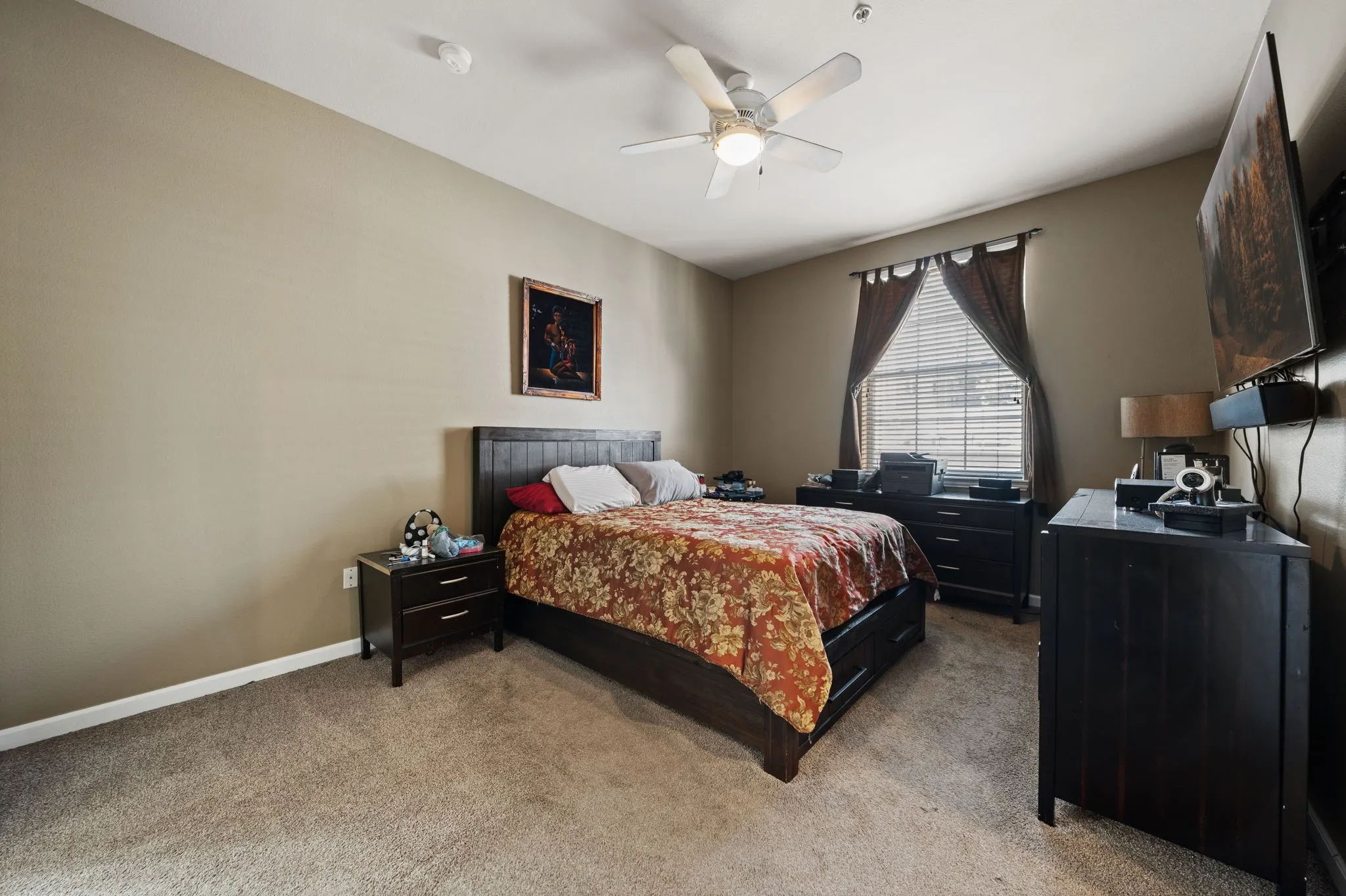 Condominium For Sale in Dallas County , 2305 Worthington Street 108, Dallas, Texas 75204, 2 Bedroom, 2 Bathroom, 2 Garage spaces, 1,295 Sqft, built in 1999, mls#21377136, Real Estate Agent in Dallas, Homes For Sale in Dallas county, Homes For Sale in Dallas, Realtor in Dallas Texas, Real Estate Brokerage Independent Realty Texas, Luminita Cordes Realtor