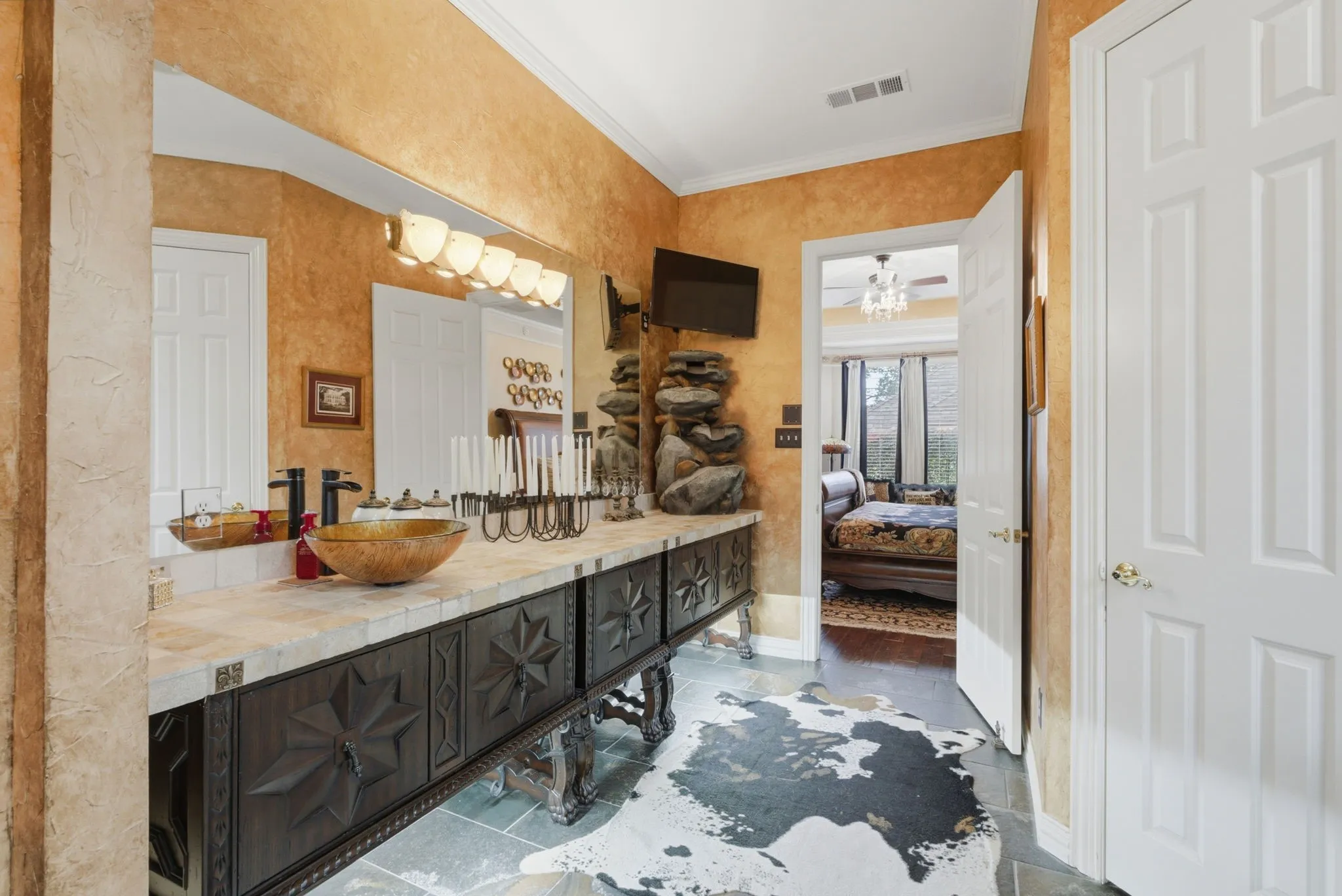 Single Family Residence For Sale in Smith County , 3645 Woods Boulevard, Tyler, Texas 75707, 4 Bedroom, 5 Bathroom, 4 Garage spaces, 4,478 Sqft, built in 1998, mls#21382932, Real Estate Agent in Tyler, Homes For Sale in Smith county, Homes For Sale in Tyler, Realtor in Tyler Texas, Real Estate Brokerage Independent Realty Texas, Luminita Cordes Realtor