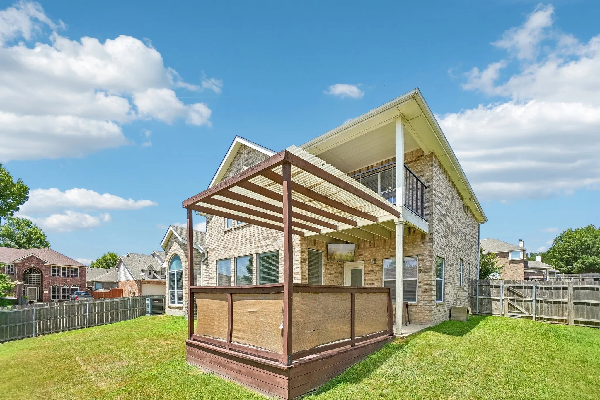 Single Family Residence For Rent in Dallas County , 6940 Chapelridge Drive, Dallas, Texas 75249, 4 Bedroom, 3 Bathroom, 2 Garage spaces, 3,141 Sqft, built in 2003, mls#21381911, Real Estate Agent in Dallas, Homes For Rent in Dallas county, Homes For Rent in Dallas, Realtor in Dallas Texas, Real Estate Brokerage Independent Realty Texas, Luminita Cordes Realtor