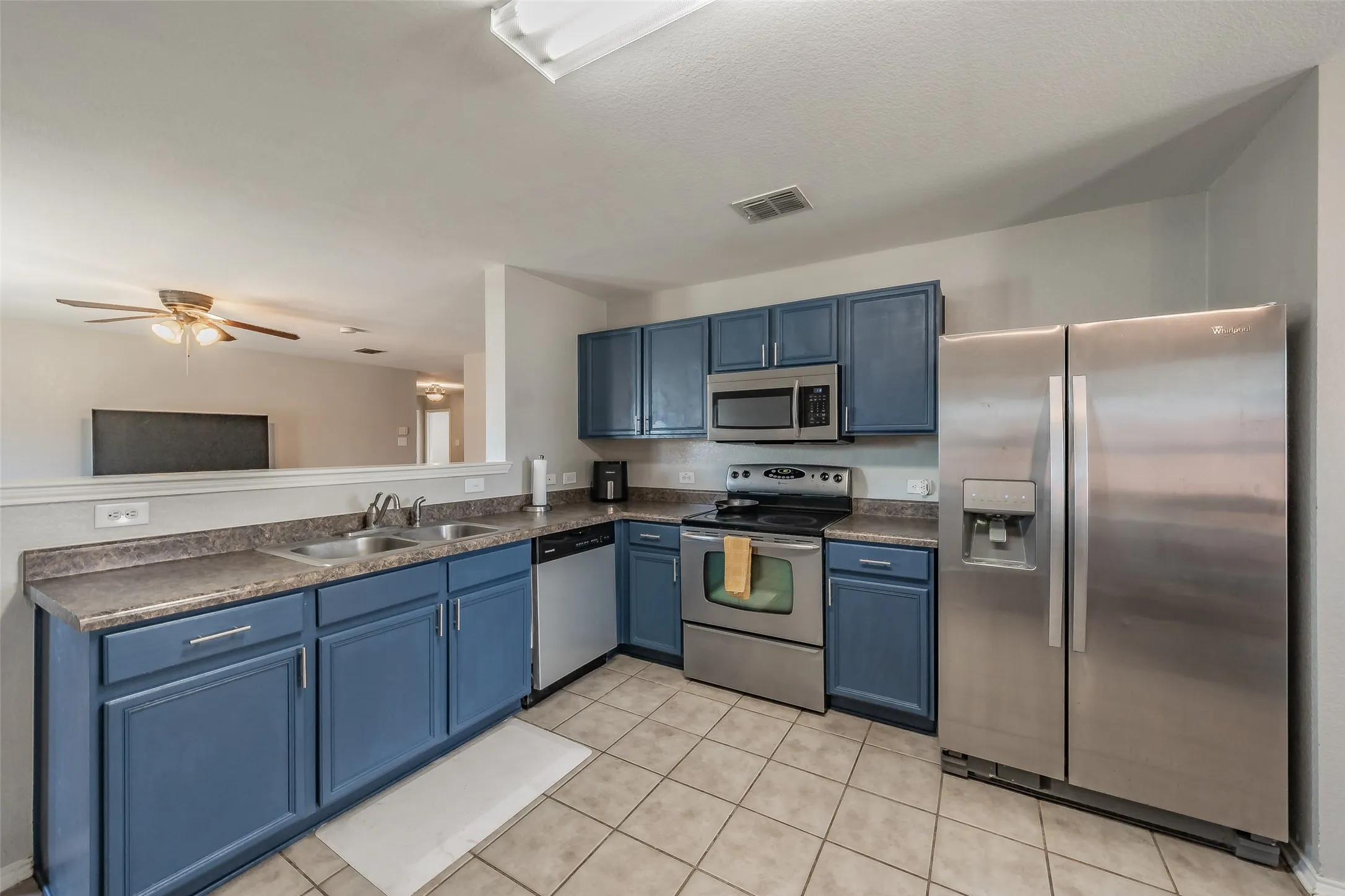 Single Family Residence For Sale in Denton County , 135 Ringneck Drive, Sanger, Texas 76266, 4 Bedroom, 2 Bathroom, 2 Garage spaces, 1,760 Sqft, built in 2006, mls#21377275, Real Estate Agent in Sanger, Homes For Sale in Denton county, Homes For Sale in Sanger, Realtor in Sanger Texas, Real Estate Brokerage Independent Realty Texas, Luminita Cordes Realtor