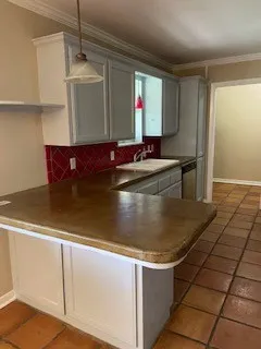 Single Family Residence For Rent in Taylor County , 2250 Greenbriar Drive, Abilene, Texas 79605, 3 Bedroom, 2 Bathroom, 2 Garage spaces, 1,671 Sqft, built in 1961, mls#21382954, Real Estate Agent in Abilene, Homes For Rent in Taylor county, Homes For Rent in Abilene, Realtor in Abilene Texas, Real Estate Brokerage Independent Realty Texas, Luminita Cordes Realtor
