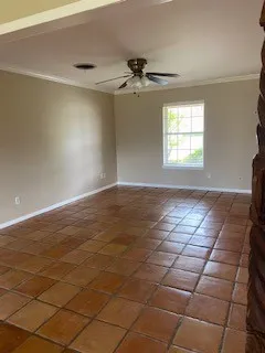 Single Family Residence For Rent in Taylor County , 2250 Greenbriar Drive, Abilene, Texas 79605, 3 Bedroom, 2 Bathroom, 2 Garage spaces, 1,671 Sqft, built in 1961, mls#21382954, Real Estate Agent in Abilene, Homes For Rent in Taylor county, Homes For Rent in Abilene, Realtor in Abilene Texas, Real Estate Brokerage Independent Realty Texas, Luminita Cordes Realtor