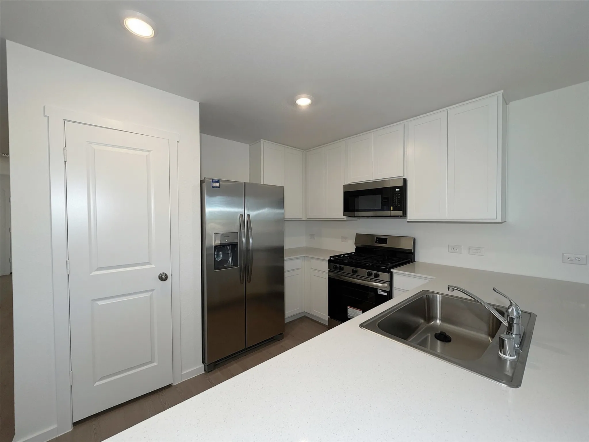 Single Family Residence For Rent in Grayson County , 401 N Mc Nelly Lane, Sherman, Texas 75092, 4 Bedroom, 2 Bathroom, 2 Garage spaces, 1,908 Sqft, built in 2026, mls#21382938, Real Estate Agent in Sherman, Homes For Rent in Grayson county, Homes For Rent in Sherman, Realtor in Sherman Texas, Real Estate Brokerage Independent Realty Texas, Luminita Cordes Realtor