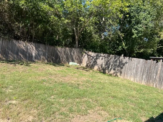 Single Family Residence For Sale in Denton County , 1109 Brittany Drive, Denton, Texas 76209, 3 Bedroom, 2 Bathroom, 2 Garage spaces, 1,260 Sqft, built in 1994, mls#21382529, Real Estate Agent in Denton, Homes For Sale in Denton county, Homes For Sale in Denton, Realtor in Denton Texas, Real Estate Brokerage Independent Realty Texas, Luminita Cordes Realtor
