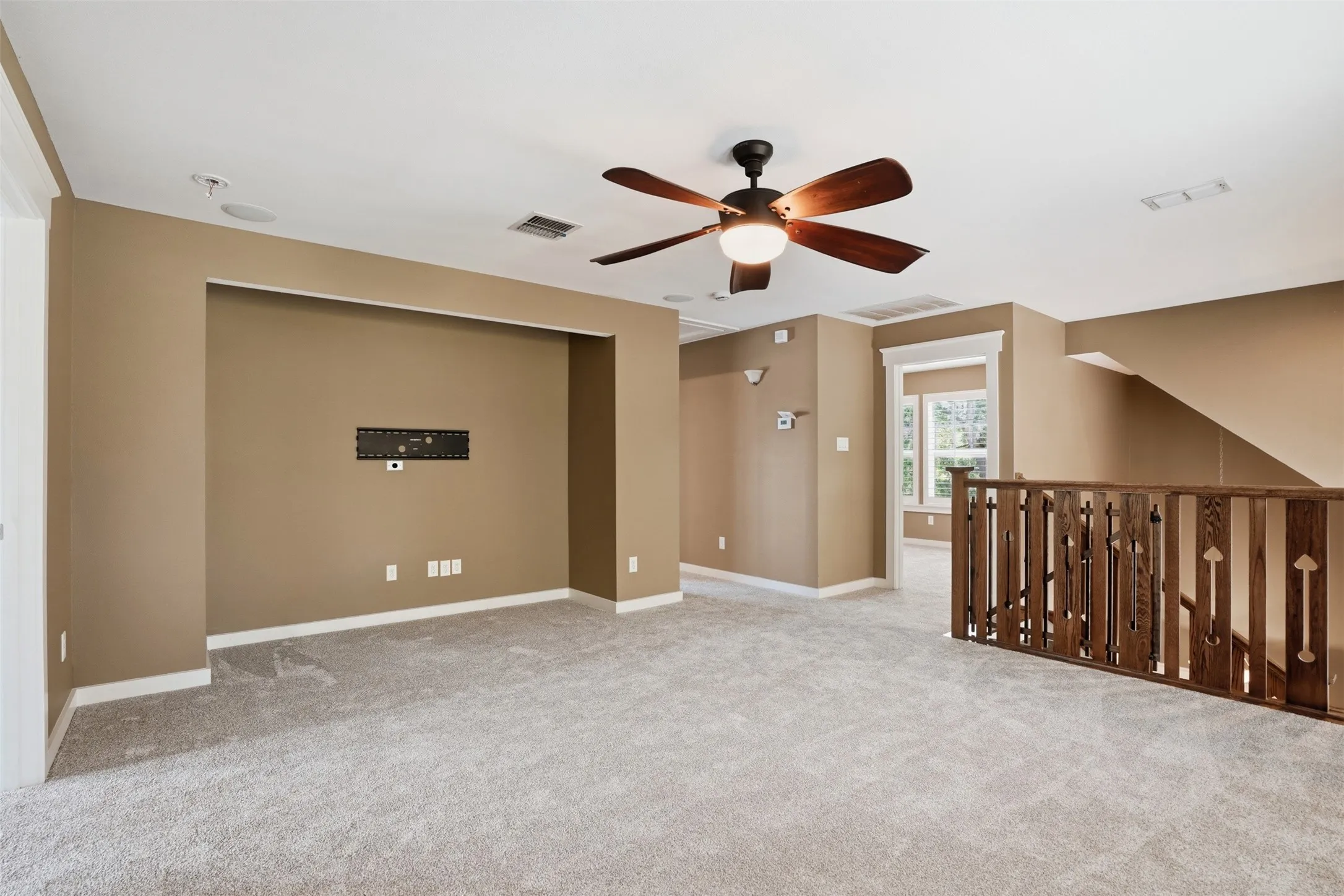 Single Family Residence For Sale in Tarrant County , 2341 Alston Avenue, Fort Worth, Texas 76110, 4 Bedroom, 3 Bathroom, 2 Garage spaces, 2,343 Sqft, built in 2010, mls#21382934, Real Estate Agent in Fort Worth, Homes For Sale in Tarrant county, Homes For Sale in Fort Worth, Realtor in Fort Worth Texas, Real Estate Brokerage Independent Realty Texas, Luminita Cordes Realtor