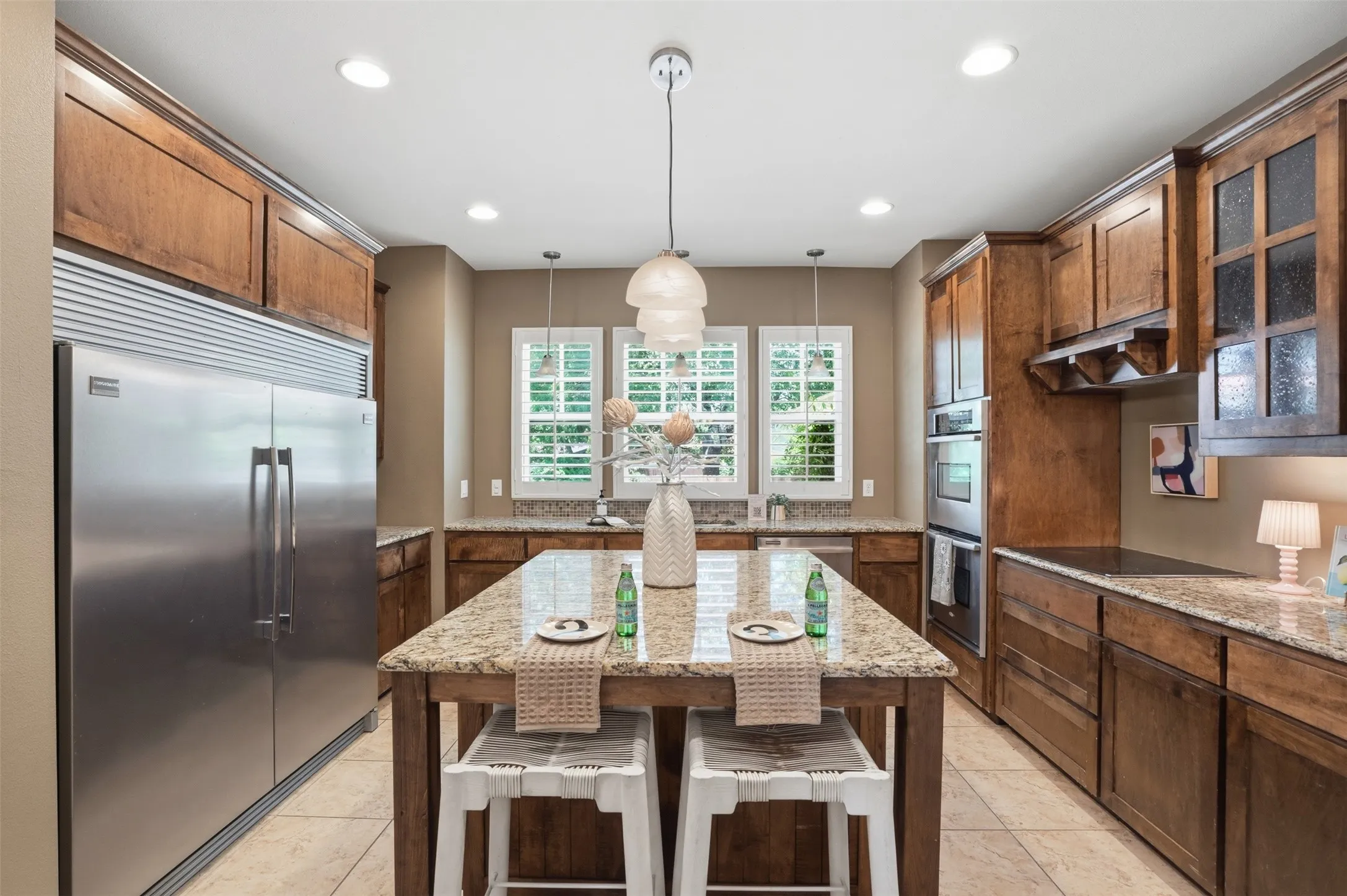 Single Family Residence For Sale in Tarrant County , 2341 Alston Avenue, Fort Worth, Texas 76110, 4 Bedroom, 3 Bathroom, 2 Garage spaces, 2,343 Sqft, built in 2010, mls#21382934, Real Estate Agent in Fort Worth, Homes For Sale in Tarrant county, Homes For Sale in Fort Worth, Realtor in Fort Worth Texas, Real Estate Brokerage Independent Realty Texas, Luminita Cordes Realtor
