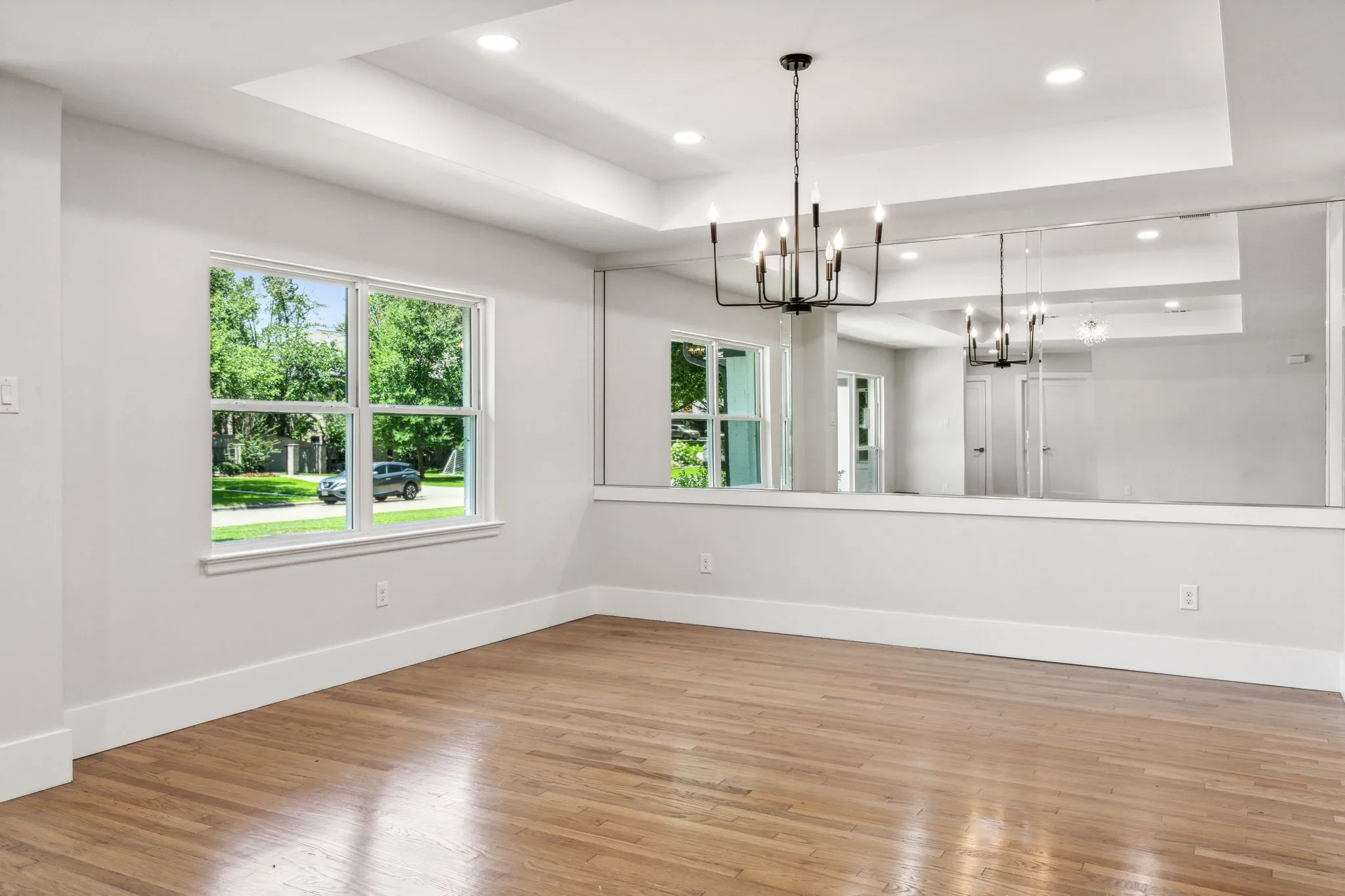 Single Family Residence For Rent in Dallas County , 5917 Waggoner Drive, Dallas, Texas 75230, 3 Bedroom, 3 Bathroom, 2 Garage spaces, 2,950 Sqft, built in 1950, mls#21382946, Real Estate Agent in Dallas, Homes For Rent in Dallas county, Homes For Rent in Dallas, Realtor in Dallas Texas, Real Estate Brokerage Independent Realty Texas, Luminita Cordes Realtor