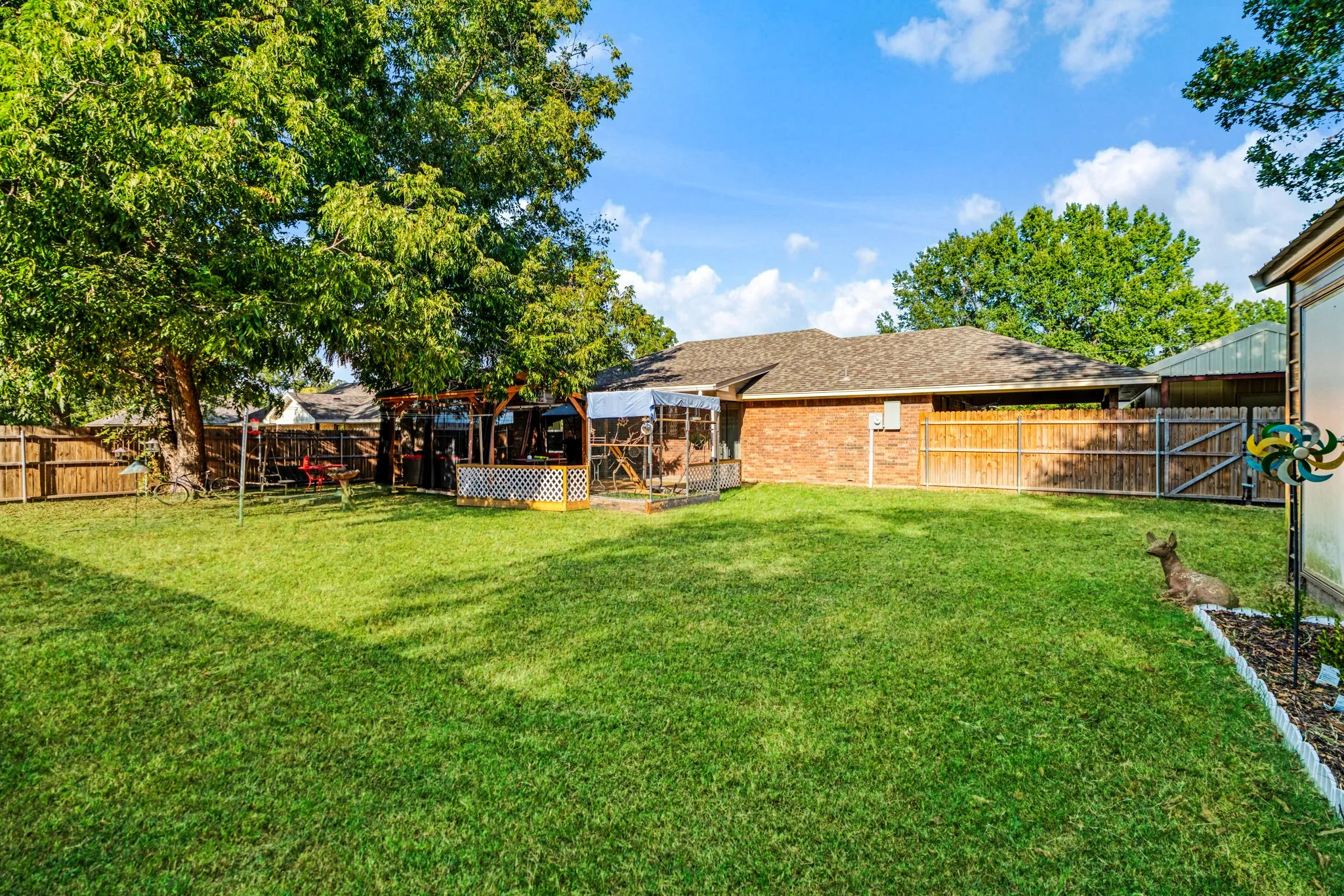 Single Family Residence For Sale in Lamar County , 650 FENDLEY, Blossom, Texas 75416, 3 Bedroom, 2 Bathroom, 1 Garage spaces, 1,440 Sqft, built in 2023, mls#21380944, Real Estate Agent in Blossom, Homes For Sale in Lamar county, Homes For Sale in Blossom, Realtor in Blossom Texas, Real Estate Brokerage Independent Realty Texas, Luminita Cordes Realtor
