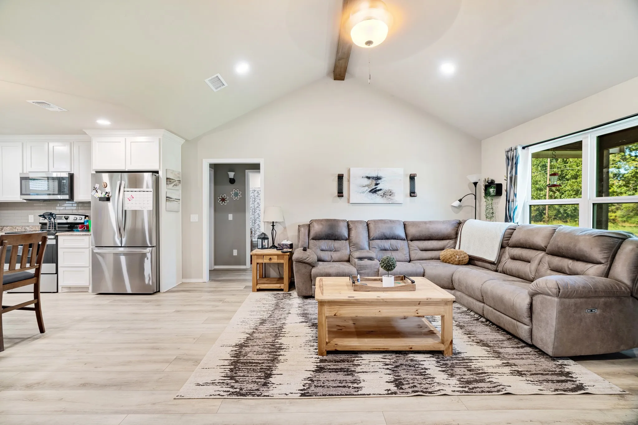 Single Family Residence For Sale in Lamar County , 650 FENDLEY, Blossom, Texas 75416, 3 Bedroom, 2 Bathroom, 1 Garage spaces, 1,440 Sqft, built in 2023, mls#21380944, Real Estate Agent in Blossom, Homes For Sale in Lamar county, Homes For Sale in Blossom, Realtor in Blossom Texas, Real Estate Brokerage Independent Realty Texas, Luminita Cordes Realtor