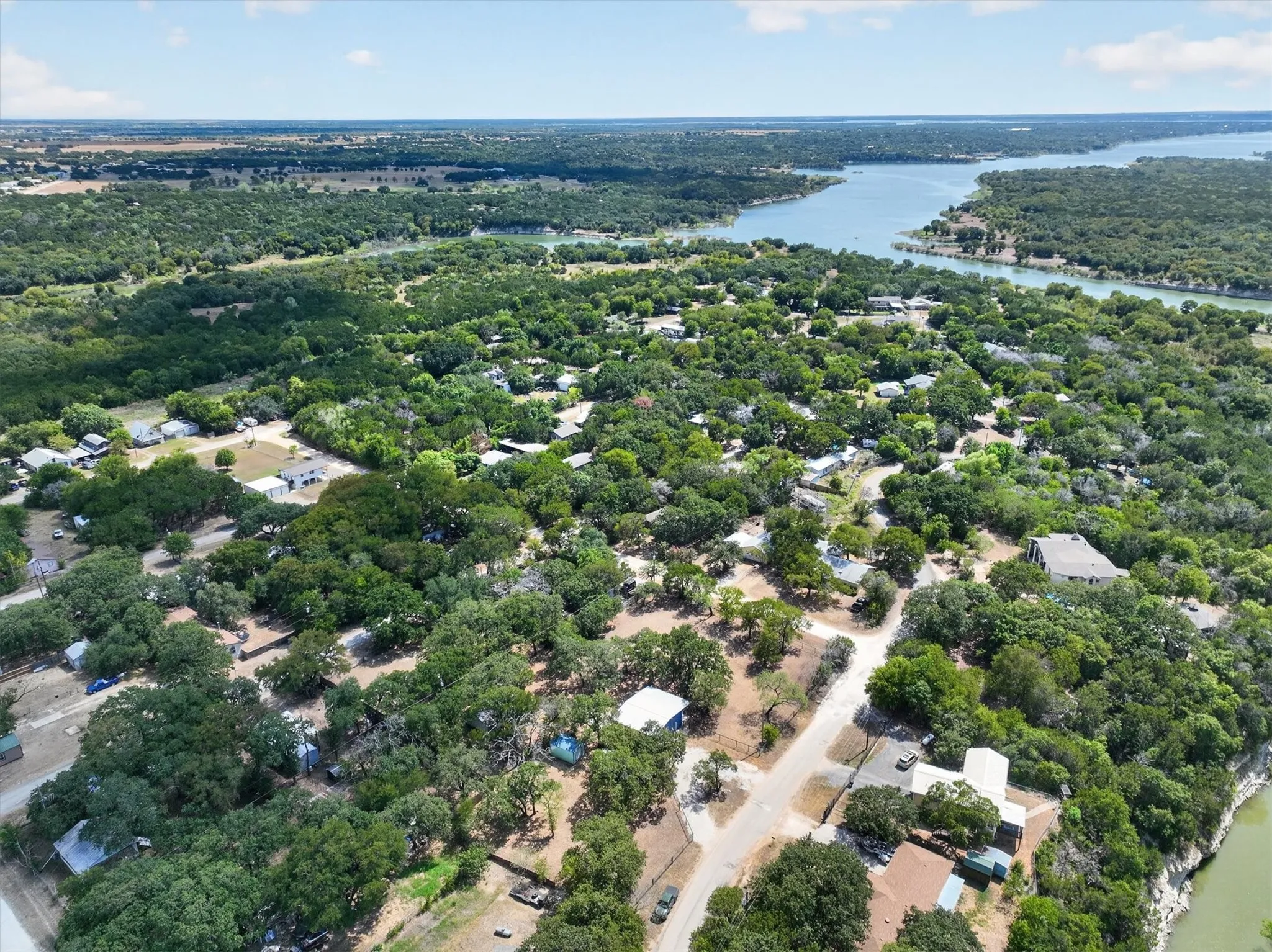 Proximity to Lake Whitney