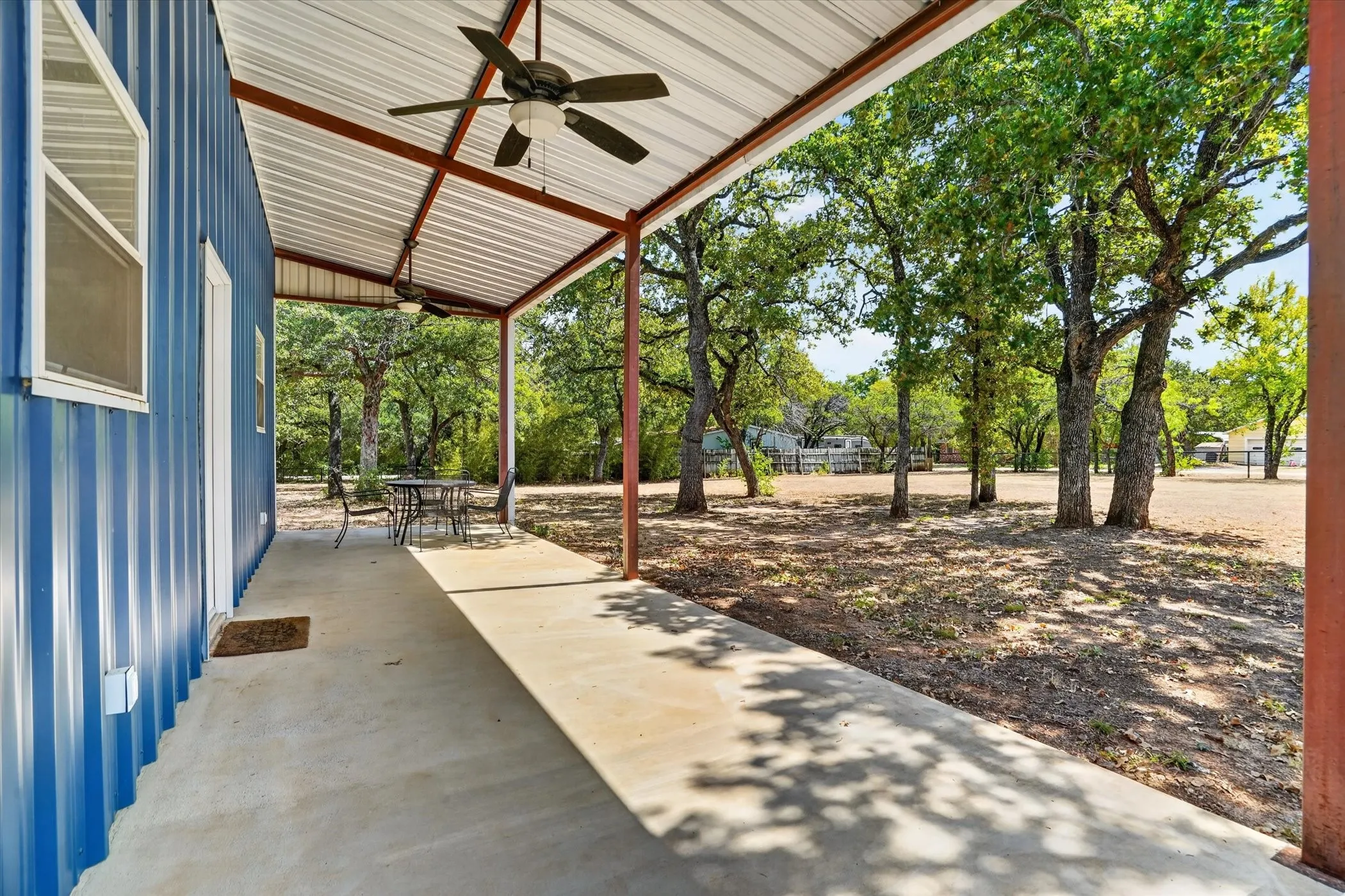 Single Family Residence For Sale in Hill County , 237 Live Oak Loop, Whitney, Texas 76692, 1 Bedroom, 1 Bathroom, Garage spaces, 450 Sqft, built in 2021, mls#21381002, Real Estate Agent in Whitney, Homes For Sale in Hill county, Homes For Sale in Whitney, Realtor in Whitney Texas, Real Estate Brokerage Independent Realty Texas, Luminita Cordes Realtor