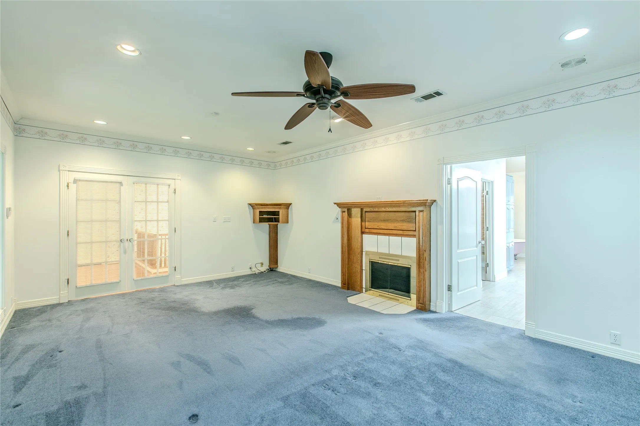 Single Family Residence For Sale in Bell County , 10299 Paddy Hamilton Road, Belton, Texas 76513, 4 Bedroom, 4 Bathroom, 3 Garage spaces, 4,134 Sqft, built in 1994, mls#21359937, Real Estate Agent in Belton, Homes For Sale in Bell county, Homes For Sale in Belton, Realtor in Belton Texas, Real Estate Brokerage Independent Realty Texas, Luminita Cordes Realtor