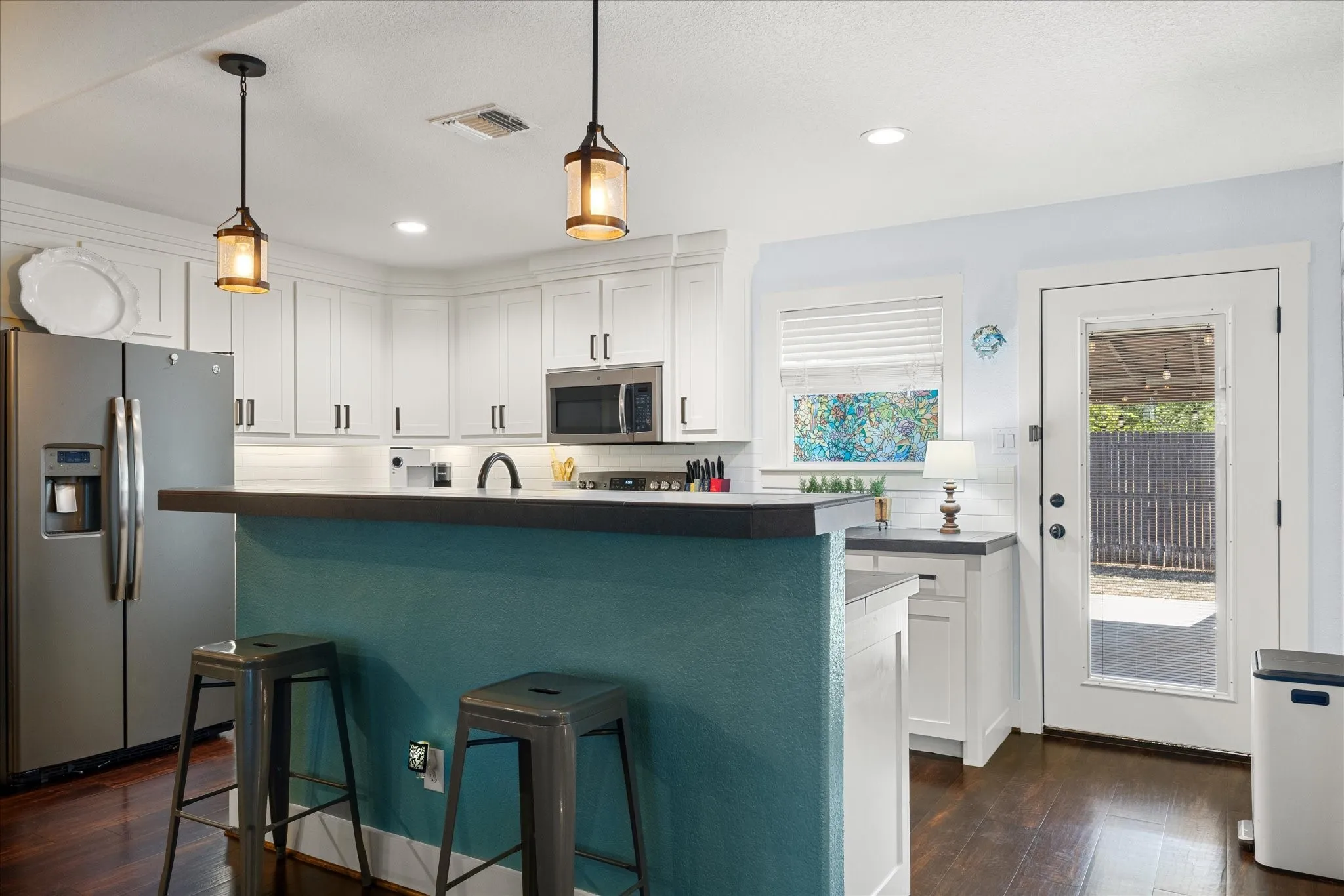 Single Family Residence For Sale in Somervell County , 203 Paluxy Street, Glen Rose, Texas 76043, 3 Bedroom, 2 Bathroom, 2 Garage spaces, 1,513 Sqft, built in 2018, mls#21382494, Real Estate Agent in Glen Rose, Homes For Sale in Somervell county, Homes For Sale in Glen Rose, Realtor in Glen Rose Texas, Real Estate Brokerage Independent Realty Texas, Luminita Cordes Realtor