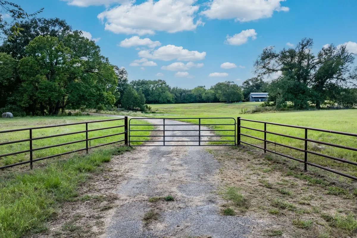 Improved Land For Sale in Henderson County , 12305 Fm 753, Athens, Texas 75751, 0, 0, Garage spaces, 0 Sqft, built in 2022, mls#21382414, Real Estate Agent in Athens, Homes For Sale in Henderson county, Homes For Sale in Athens, Realtor in Athens Texas, Real Estate Brokerage Independent Realty Texas, Luminita Cordes Realtor