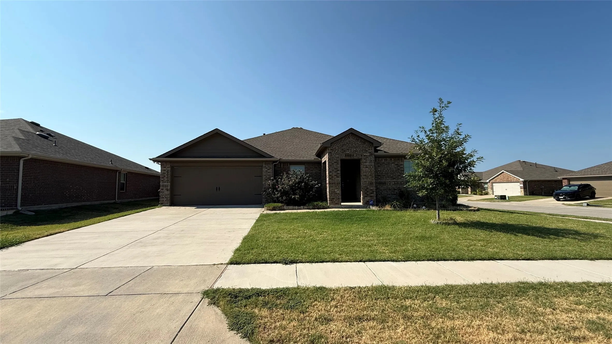 Single Family Residence For Rent in Rockwall County , 304 Duke Court, Fate, Texas 75189, 4 Bedroom, 2 Bathroom, 2 Garage spaces, 2,211 Sqft, built in 2022, mls#21382973, Real Estate Agent in Fate, Homes For Rent in Rockwall county, Homes For Rent in Fate, Realtor in Fate Texas, Real Estate Brokerage Independent Realty Texas, Luminita Cordes Realtor