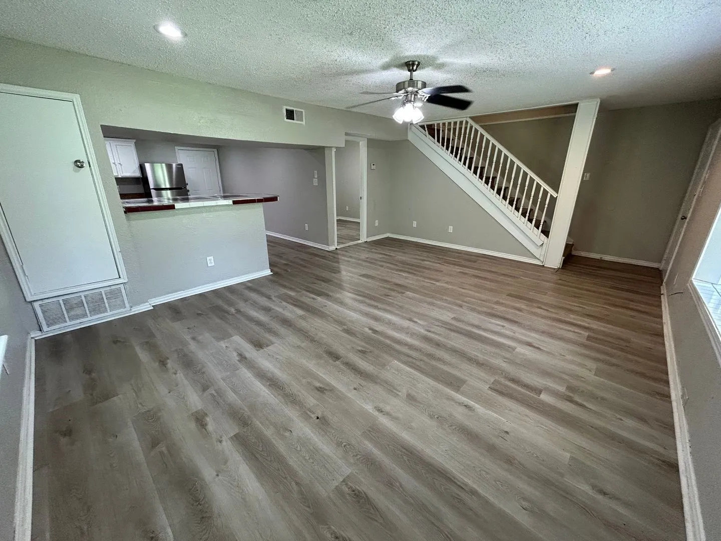 Triplex For Rent in Collin County , 715 Eastham Lane C, Lowry Crossing, Texas 75407, 3 Bedroom, 2 Bathroom, Garage spaces, 1,800 Sqft, built in 1986, mls#21382942, Real Estate Agent in Lowry Crossing, Homes For Rent in Collin county, Homes For Rent in Lowry Crossing, Realtor in Lowry Crossing Texas, Real Estate Brokerage Independent Realty Texas, Luminita Cordes Realtor