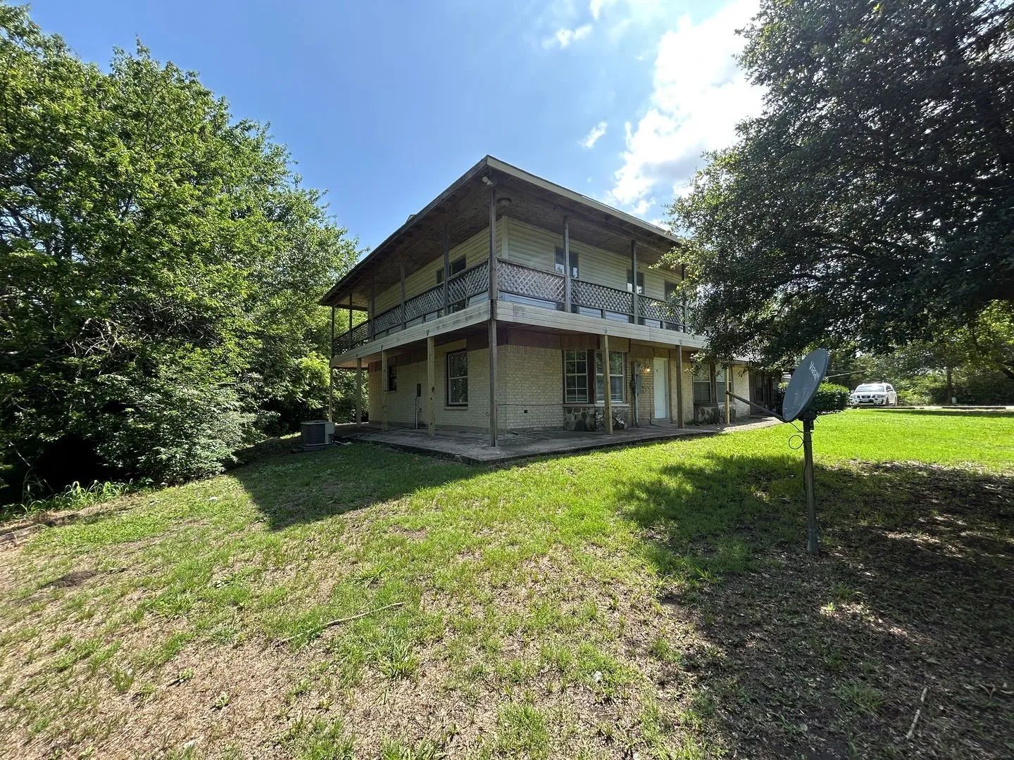 Triplex For Rent in Collin County , 715 Eastham Lane C, Lowry Crossing, Texas 75407, 3 Bedroom, 2 Bathroom, Garage spaces, 1,800 Sqft, built in 1986, mls#21382942, Real Estate Agent in Lowry Crossing, Homes For Rent in Collin county, Homes For Rent in Lowry Crossing, Realtor in Lowry Crossing Texas, Real Estate Brokerage Independent Realty Texas, Luminita Cordes Realtor