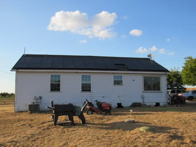 Farm For Sale in Johnson County , 12612 Fm 1807, Alvarado, Texas 76009, 3 Bedroom, 2 Bathroom, Garage spaces, 1,232 Sqft, built in 2005, mls#21382844, Real Estate Agent in Alvarado, Homes For Sale in Johnson county, Homes For Sale in Alvarado, Realtor in Alvarado Texas, Real Estate Brokerage Independent Realty Texas, Luminita Cordes Realtor