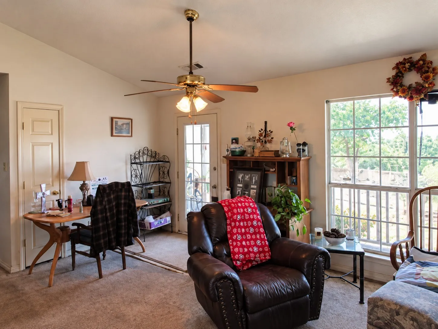 Farm For Sale in Johnson County , 12612 Fm 1807, Alvarado, Texas 76009, 3 Bedroom, 2 Bathroom, Garage spaces, 1,232 Sqft, built in 2005, mls#21382844, Real Estate Agent in Alvarado, Homes For Sale in Johnson county, Homes For Sale in Alvarado, Realtor in Alvarado Texas, Real Estate Brokerage Independent Realty Texas, Luminita Cordes Realtor
