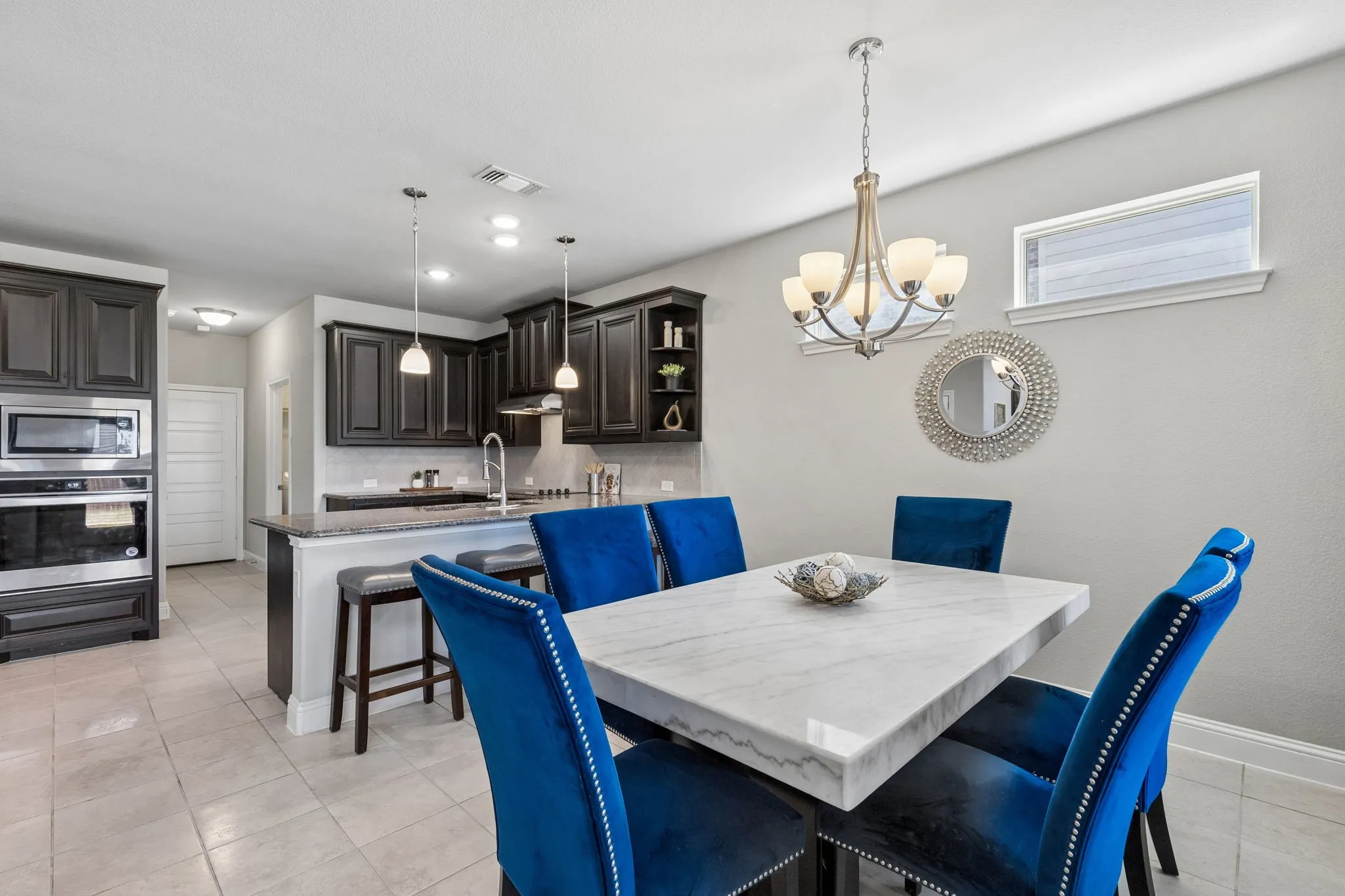 Single Family Residence For Sale in Ellis County , 105 Bluewood Drive, Red Oak, Texas 75154, 4 Bedroom, 3 Bathroom, 2 Garage spaces, 2,957 Sqft, built in 2019, mls#21380321, Real Estate Agent in Red Oak, Homes For Sale in Ellis county, Homes For Sale in Red Oak, Realtor in Red Oak Texas, Real Estate Brokerage Independent Realty Texas, Luminita Cordes Realtor