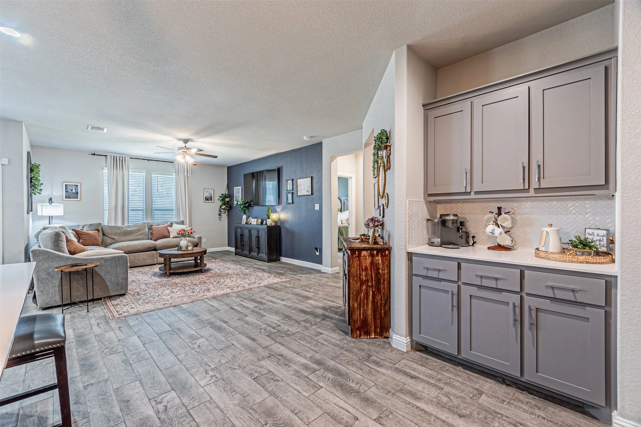 Single Family Residence For Sale in Parker County , 2404 O' Connor Ranch Drive, Weatherford, Texas 76087, 4 Bedroom, 2 Bathroom, 2 Garage spaces, 2,035 Sqft, built in 2021, mls#21382571, Real Estate Agent in Weatherford, Homes For Sale in Parker county, Homes For Sale in Weatherford, Realtor in Weatherford Texas, Real Estate Brokerage Independent Realty Texas, Luminita Cordes Realtor