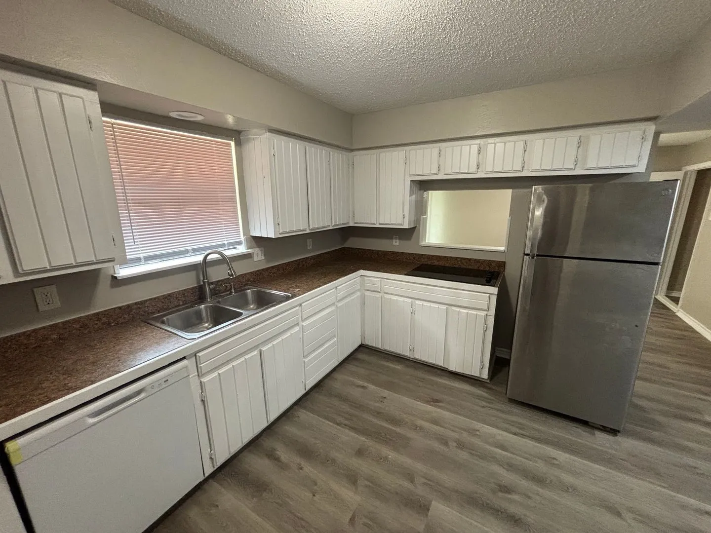 Triplex For Rent in Collin County , 715 Eastham Lane B, Lowry Crossing, Texas 75407, 3 Bedroom, 2 Bathroom, Garage spaces, 1,800 Sqft, built in 1986, mls#21382982, Real Estate Agent in Lowry Crossing, Homes For Rent in Collin county, Homes For Rent in Lowry Crossing, Realtor in Lowry Crossing Texas, Real Estate Brokerage Independent Realty Texas, Luminita Cordes Realtor