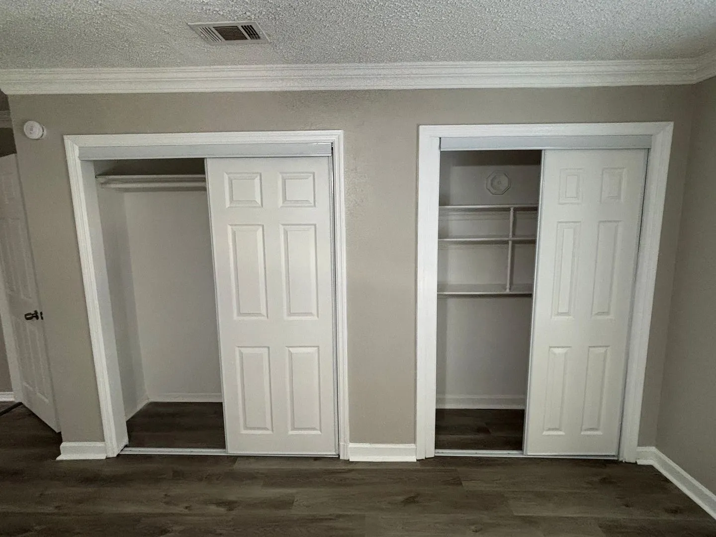 Triplex For Rent in Collin County , 715 Eastham Lane B, Lowry Crossing, Texas 75407, 3 Bedroom, 2 Bathroom, Garage spaces, 1,800 Sqft, built in 1986, mls#21382982, Real Estate Agent in Lowry Crossing, Homes For Rent in Collin county, Homes For Rent in Lowry Crossing, Realtor in Lowry Crossing Texas, Real Estate Brokerage Independent Realty Texas, Luminita Cordes Realtor