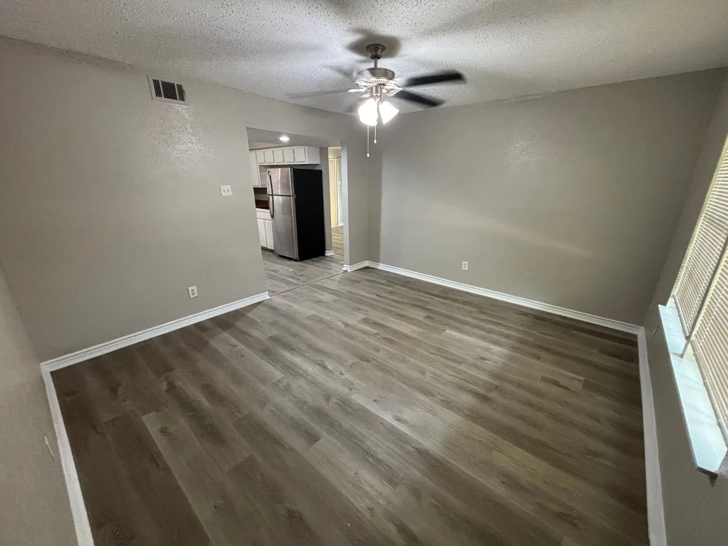 Triplex For Rent in Collin County , 715 Eastham Lane B, Lowry Crossing, Texas 75407, 3 Bedroom, 2 Bathroom, Garage spaces, 1,800 Sqft, built in 1986, mls#21382982, Real Estate Agent in Lowry Crossing, Homes For Rent in Collin county, Homes For Rent in Lowry Crossing, Realtor in Lowry Crossing Texas, Real Estate Brokerage Independent Realty Texas, Luminita Cordes Realtor