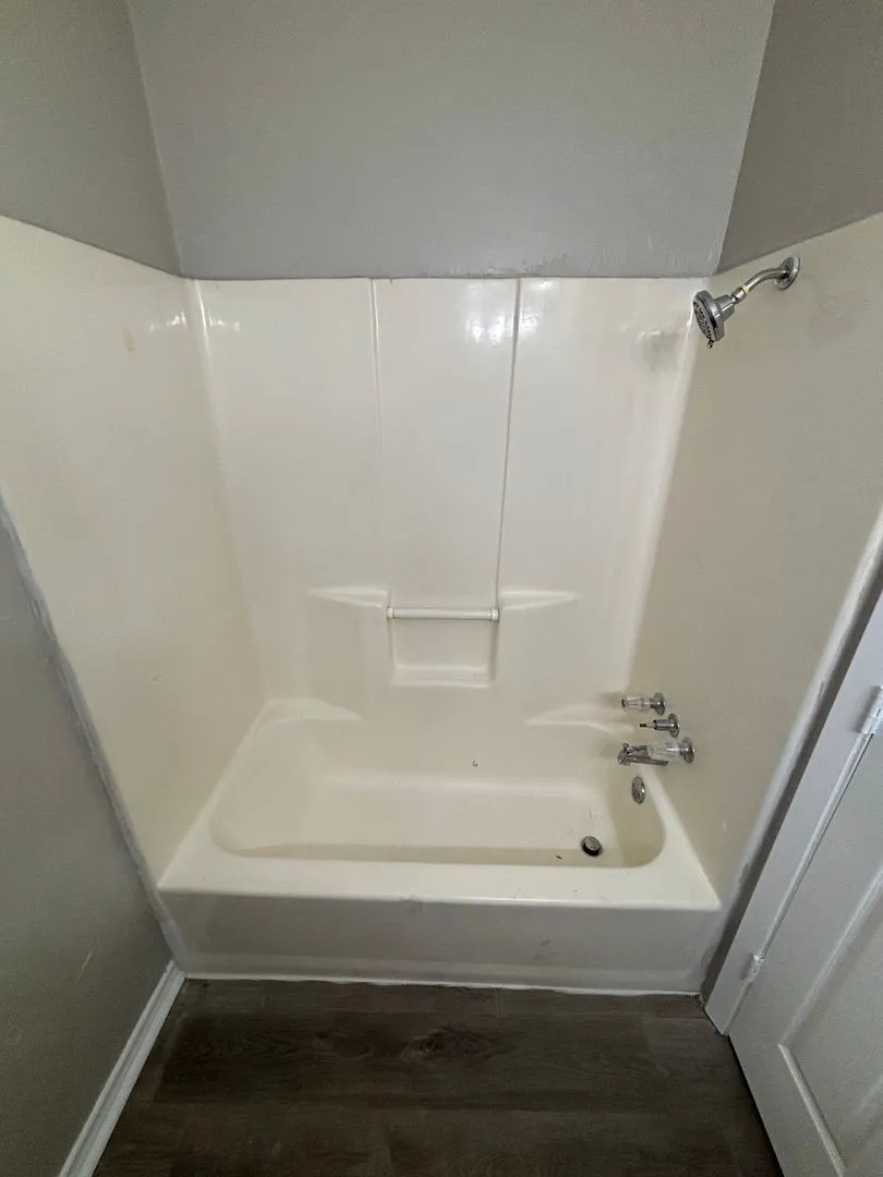 Triplex For Rent in Collin County , 715 Eastham Lane B, Lowry Crossing, Texas 75407, 3 Bedroom, 2 Bathroom, Garage spaces, 1,800 Sqft, built in 1986, mls#21382982, Real Estate Agent in Lowry Crossing, Homes For Rent in Collin county, Homes For Rent in Lowry Crossing, Realtor in Lowry Crossing Texas, Real Estate Brokerage Independent Realty Texas, Luminita Cordes Realtor
