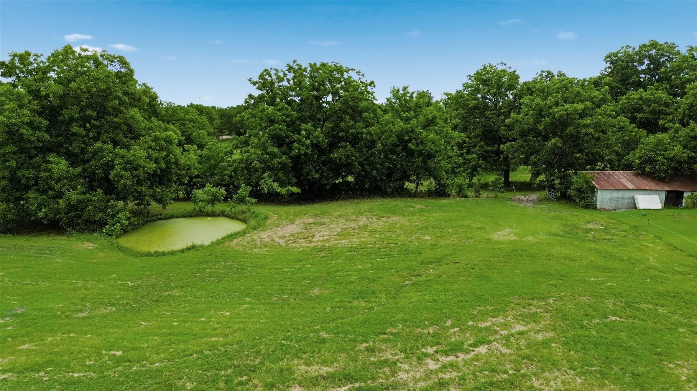 Single Family Residence For Sale in Delta County , 1603 Texas Highway 154, Cooper, Texas 75432, 3 Bedroom, 3 Bathroom, Garage spaces, 1,668 Sqft, built in 1950, mls#21382180, Real Estate Agent in Cooper, Homes For Sale in Delta county, Homes For Sale in Cooper, Realtor in Cooper Texas, Real Estate Brokerage Independent Realty Texas, Luminita Cordes Realtor