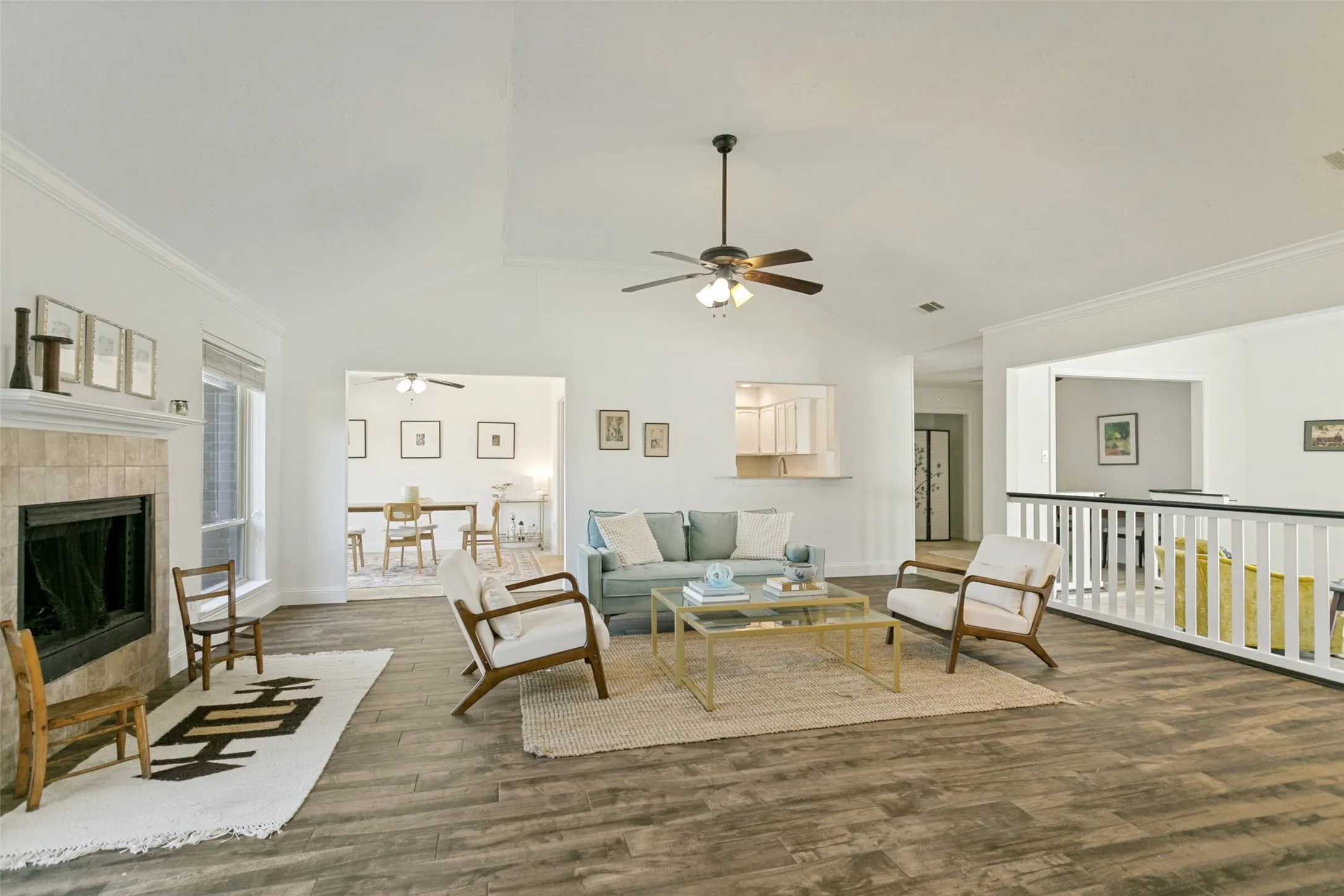 Single Family Residence For Sale in Collin County , 1200 Colmar Drive, Plano, Texas 75023, 3 Bedroom, 2 Bathroom, 2 Garage spaces, 1,912 Sqft, built in 1982, mls#21382919, Real Estate Agent in Plano, Homes For Sale in Collin county, Homes For Sale in Plano, Realtor in Plano Texas, Real Estate Brokerage Independent Realty Texas, Luminita Cordes Realtor